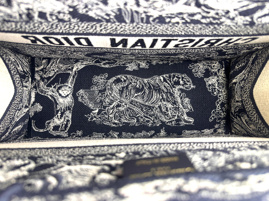 Christian Dior Toile De Jouy Canvas Embroidery Medium Tote Bag DRK