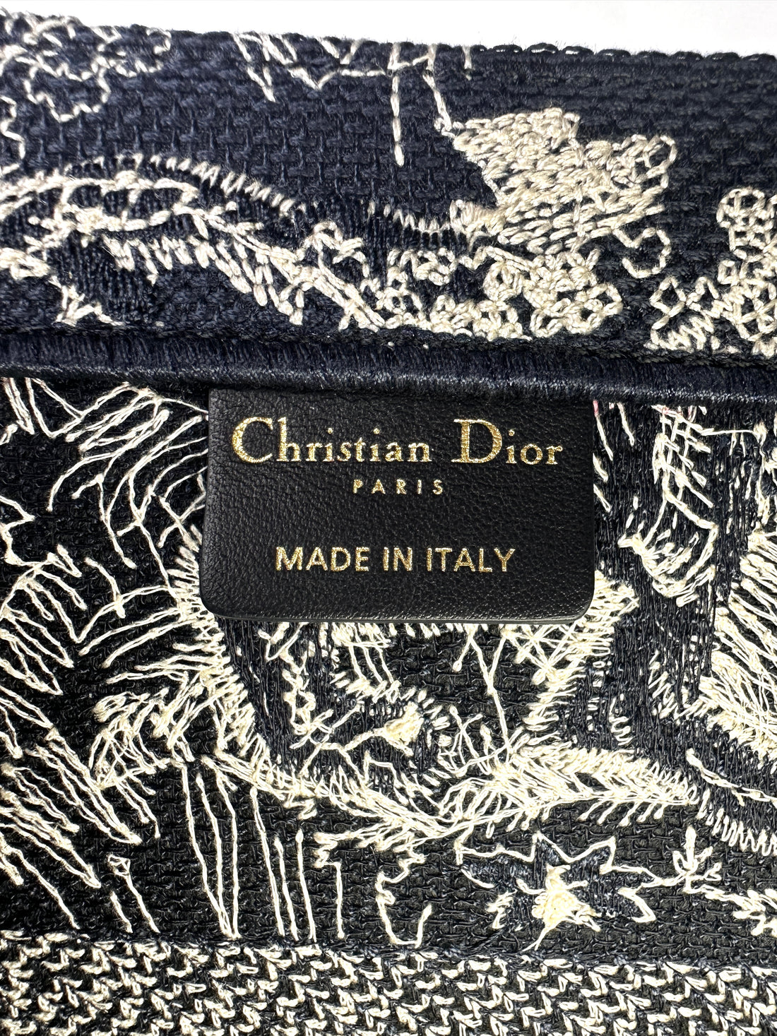 Christian Dior Toile De Jouy Canvas Embroidery Medium Tote Bag DRK