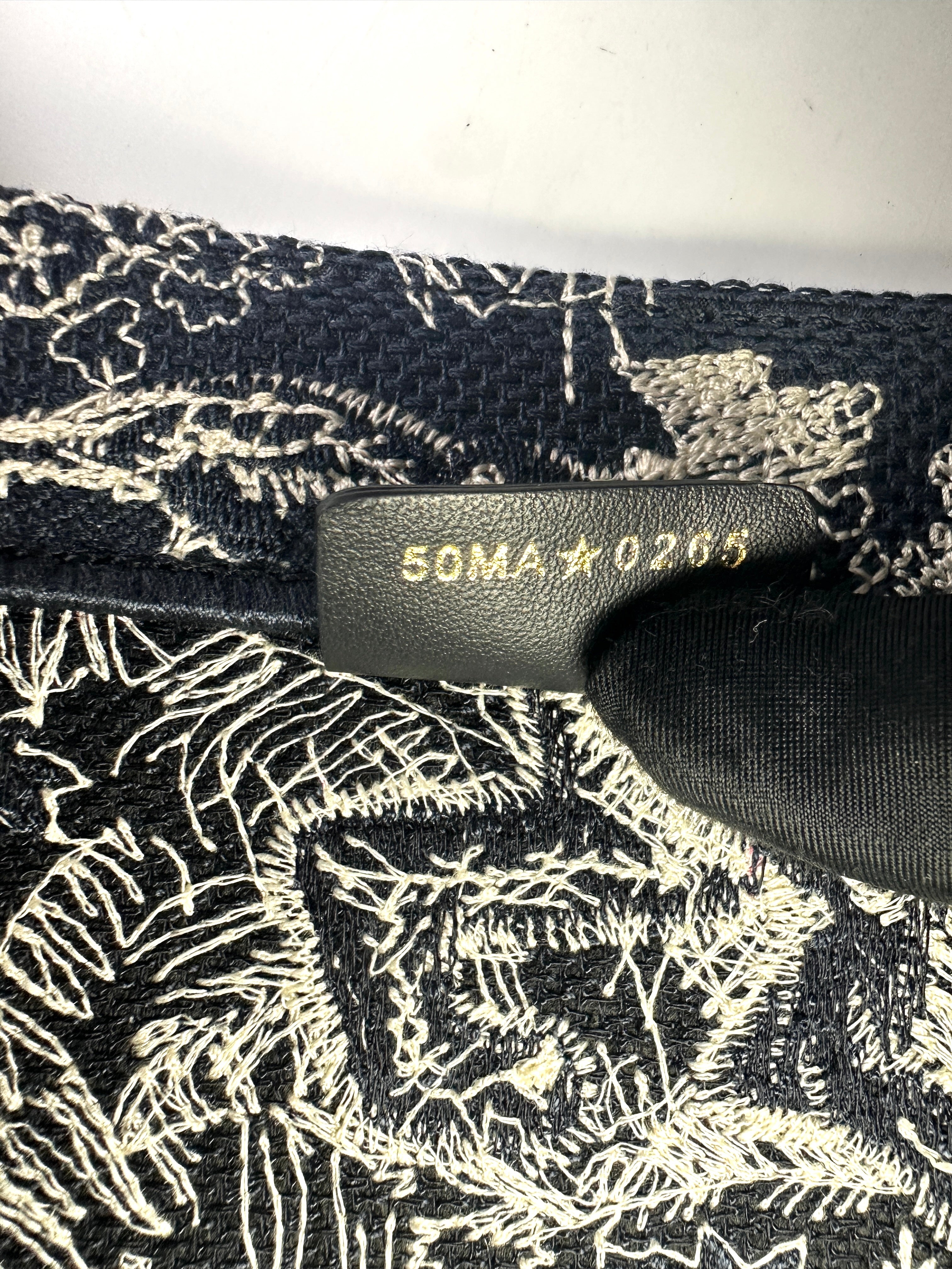 Christian Dior Toile De Jouy Canvas Embroidery Medium Tote Bag DRK