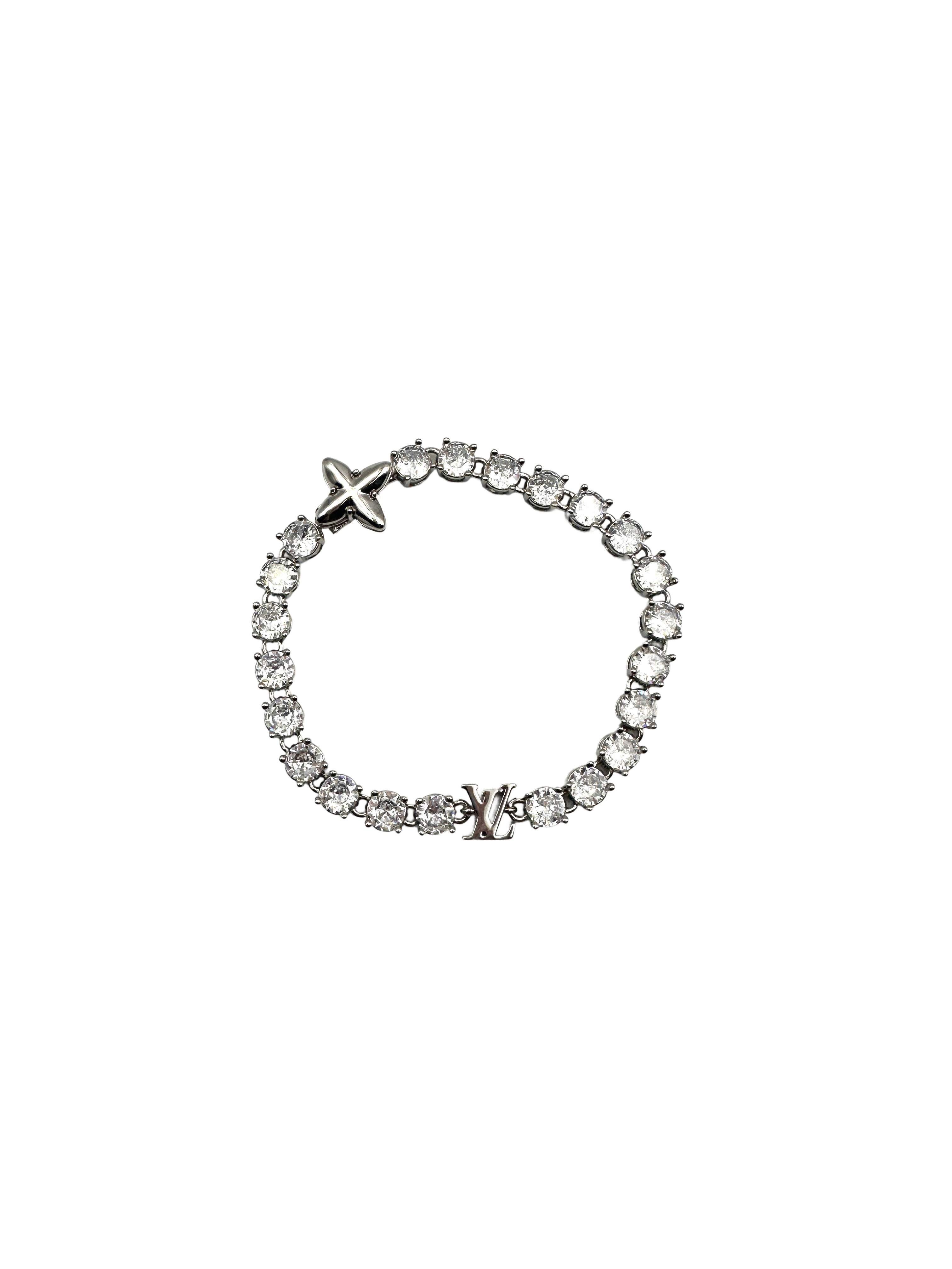 Louis Vuitton Crystal Link Bracelet LVB02