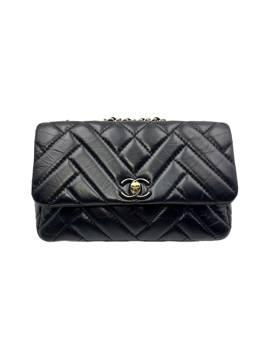 Chanel Black Lambskin Flap Bag (28***40) CC1084