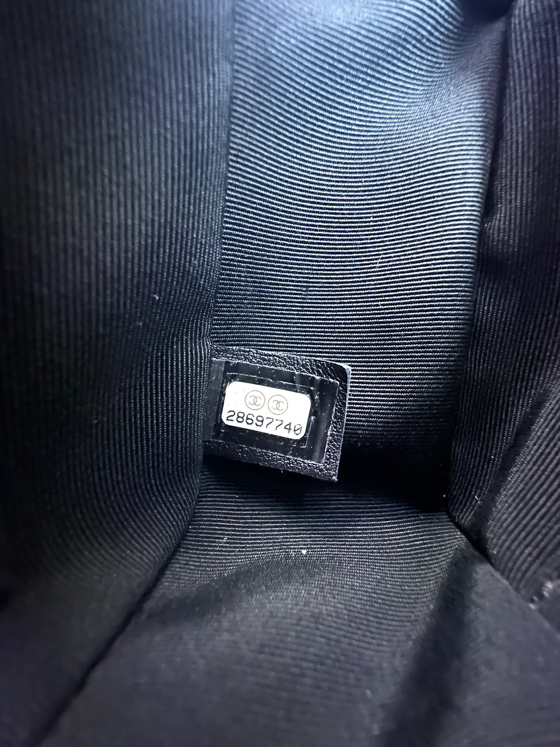 Chanel Black Lambskin Flap Bag (28***40) CC1084