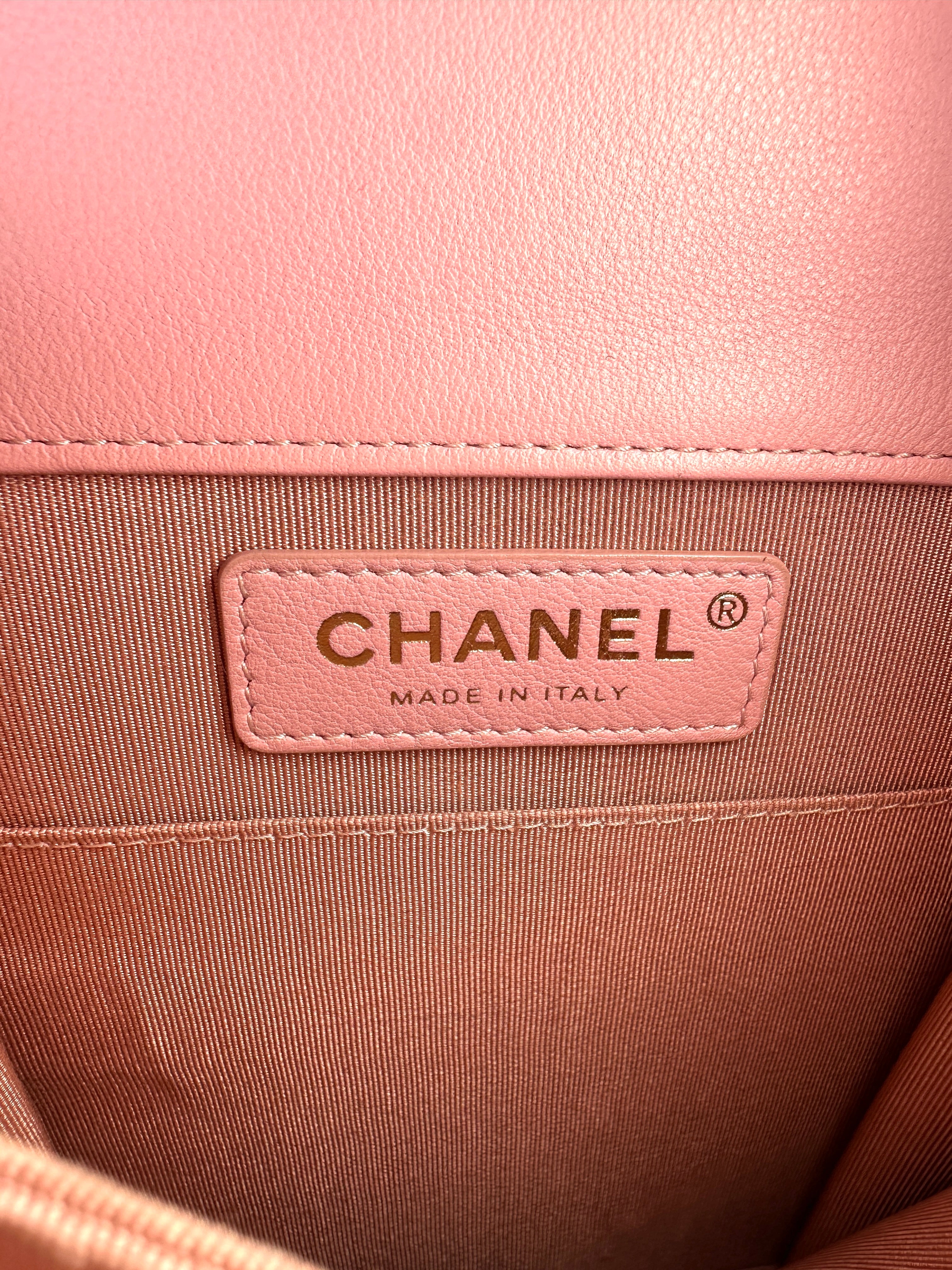 Chanel Pink Quilted Caviar Leather North South Vertical Boy Bag with Gold Buckle(27***26) CC1086