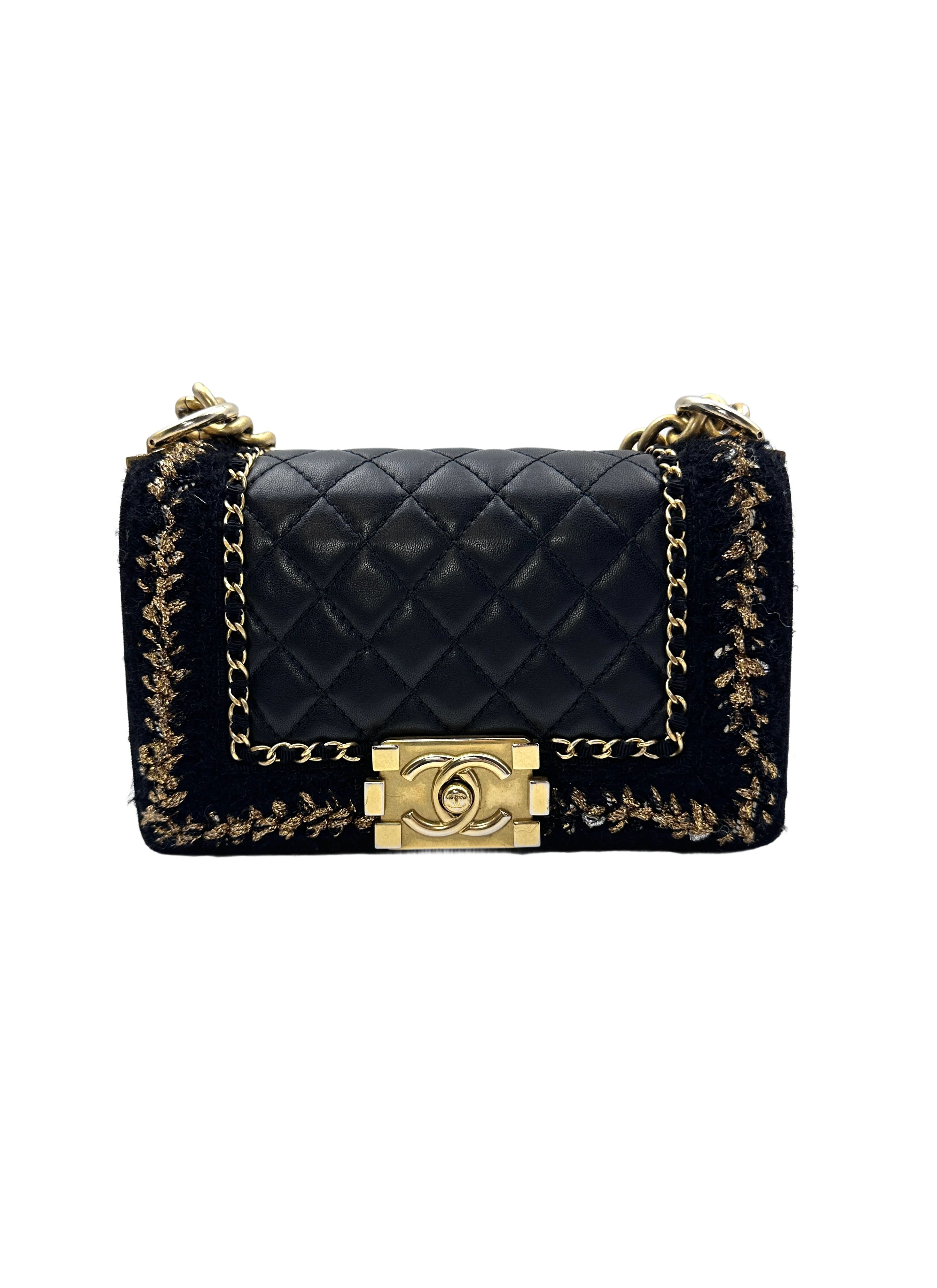 Chanel  Small Size Lambskin Tweed Jacket Boy Chain Shoulder Bag Black with Gold Hardware (23***57）CC1081