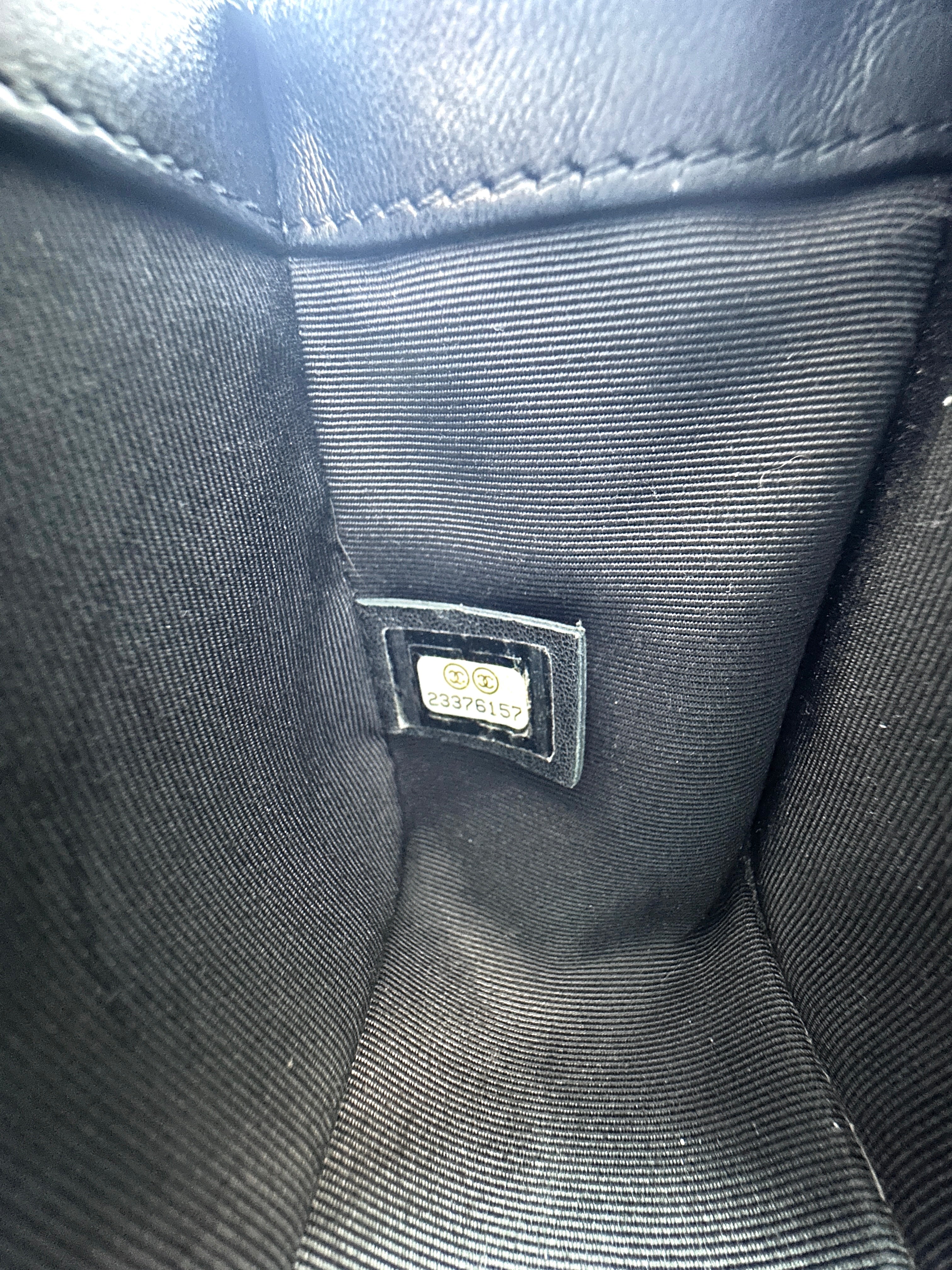 Chanel  Small Size Lambskin Tweed Jacket Boy Chain Shoulder Bag Black with Gold Hardware (23***57）CC1081