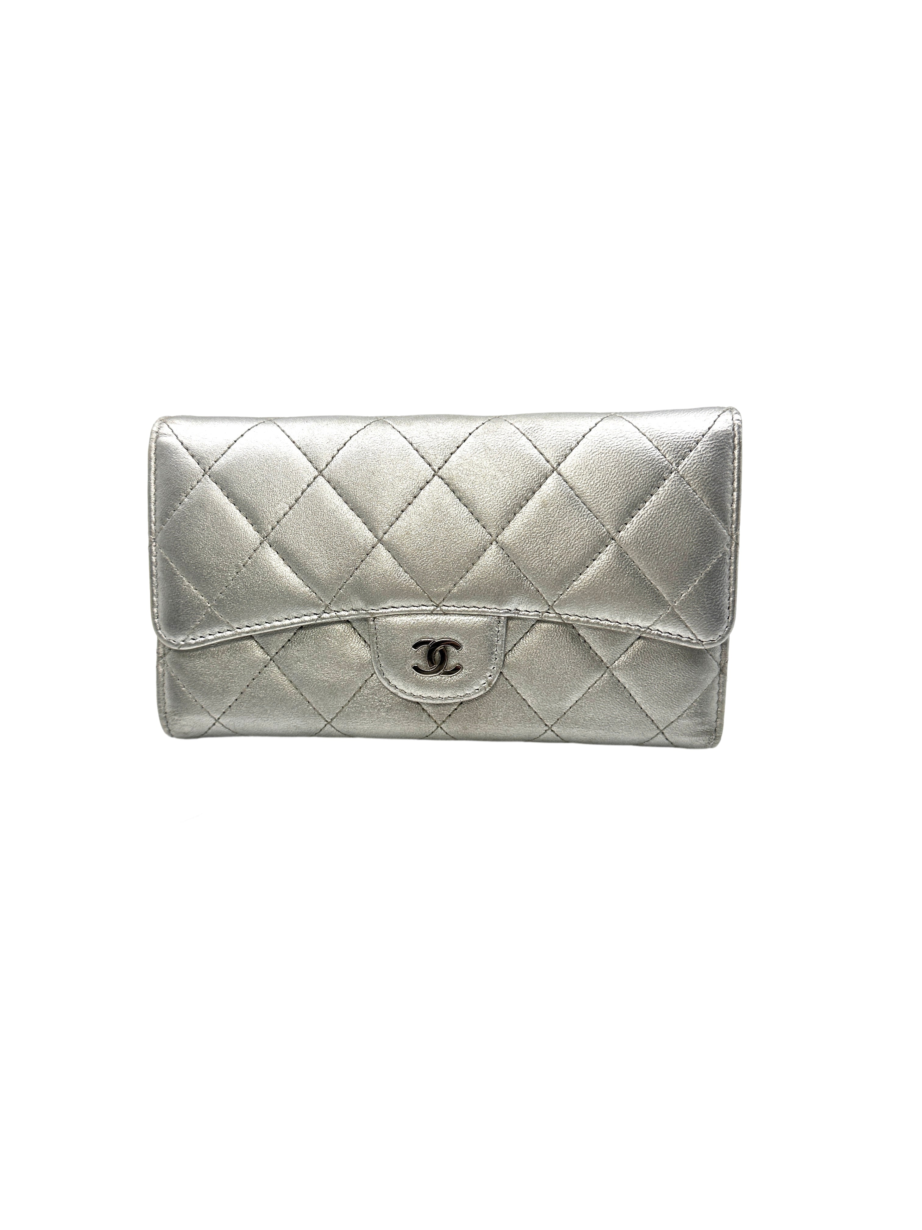 Chanel Quilted Leather Classic Long Flap Wallet(18***38) CC1097