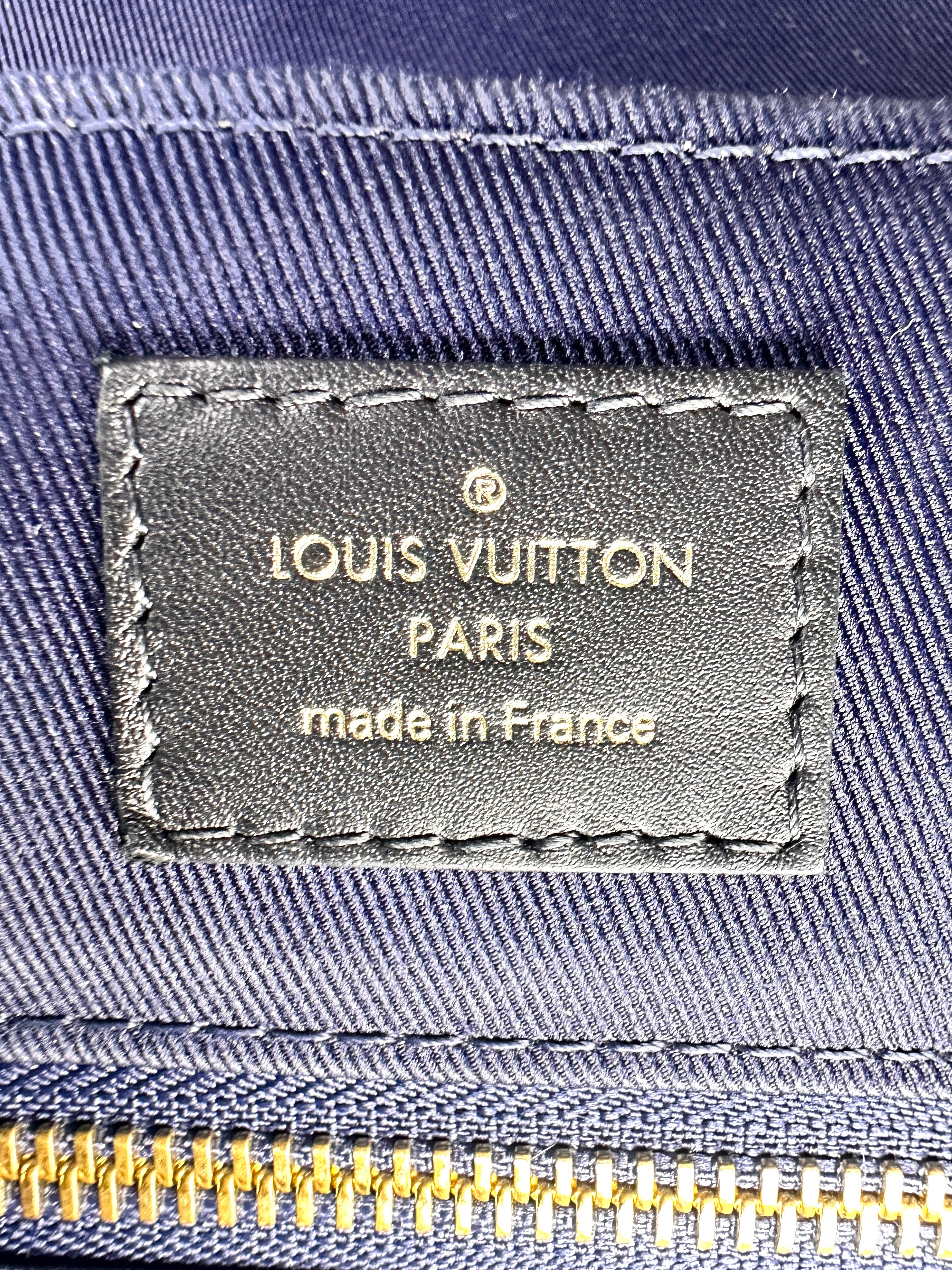 Louis Vuitton Georges MM Monogram Canvas Handbag LV1568