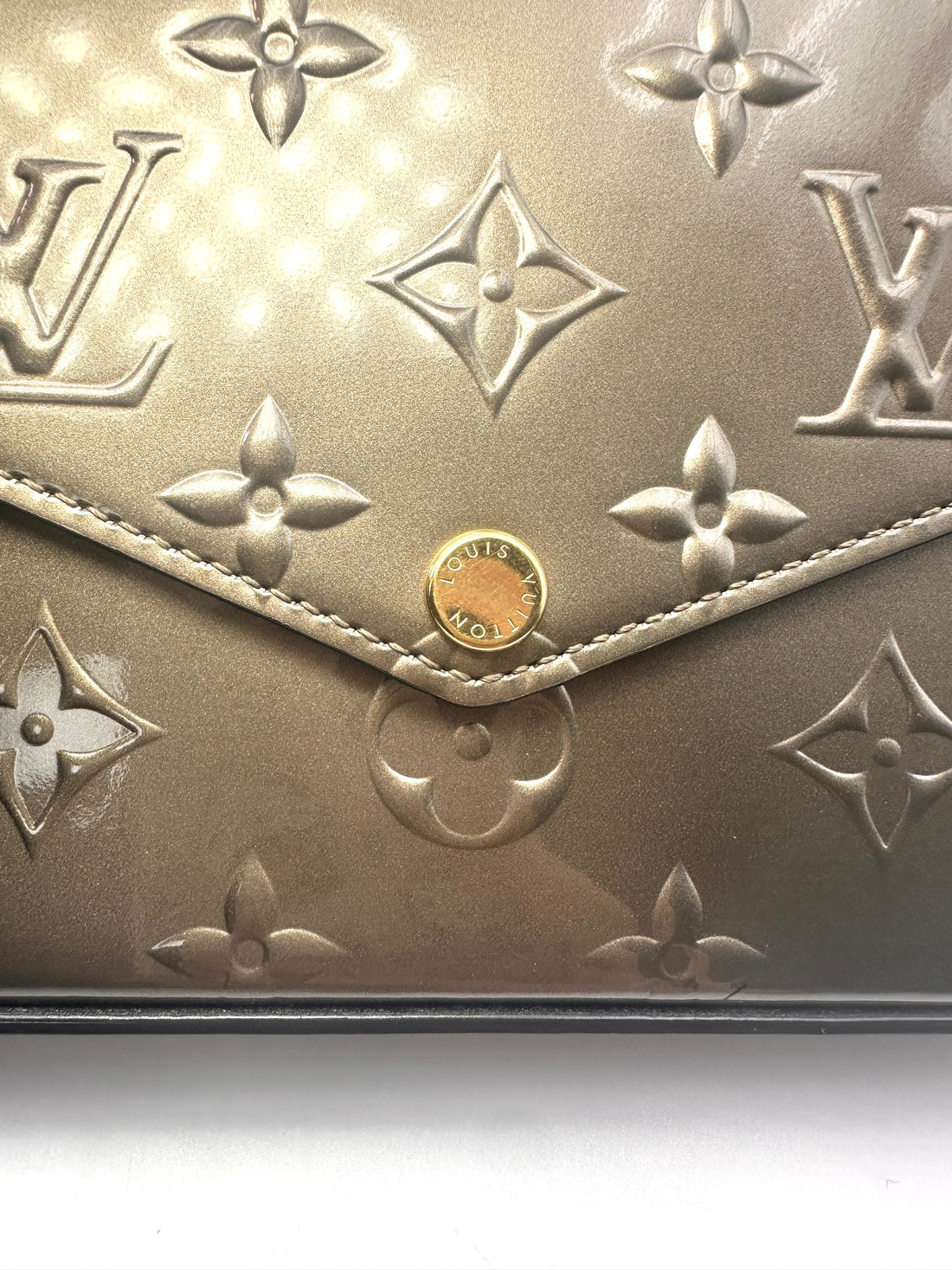 Louis Vuitton Monogram Vernis Felicie Pochette Bag LV1654