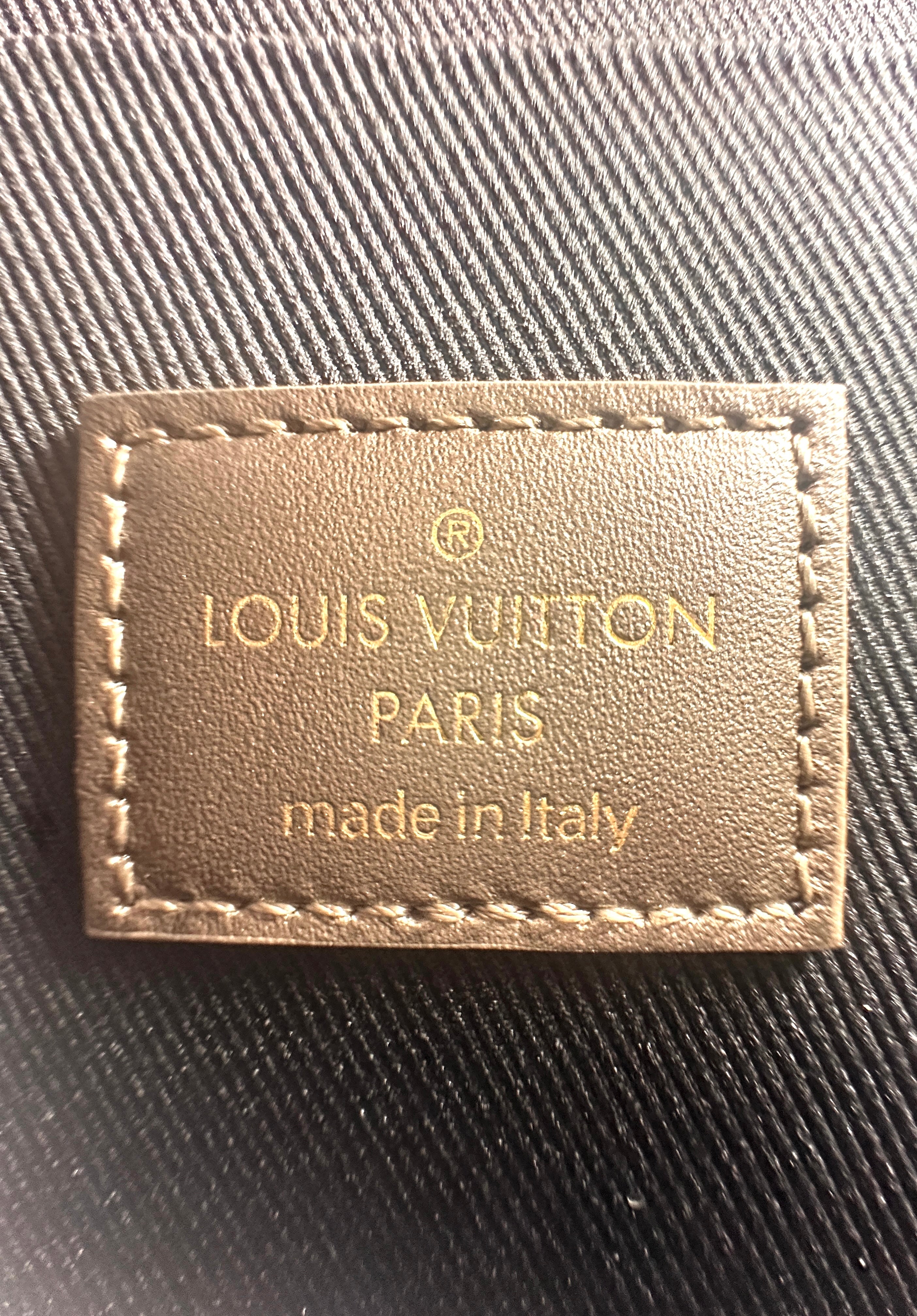 Louis Vuitton Monogram Vernis Felicie Pochette Bag LV1654