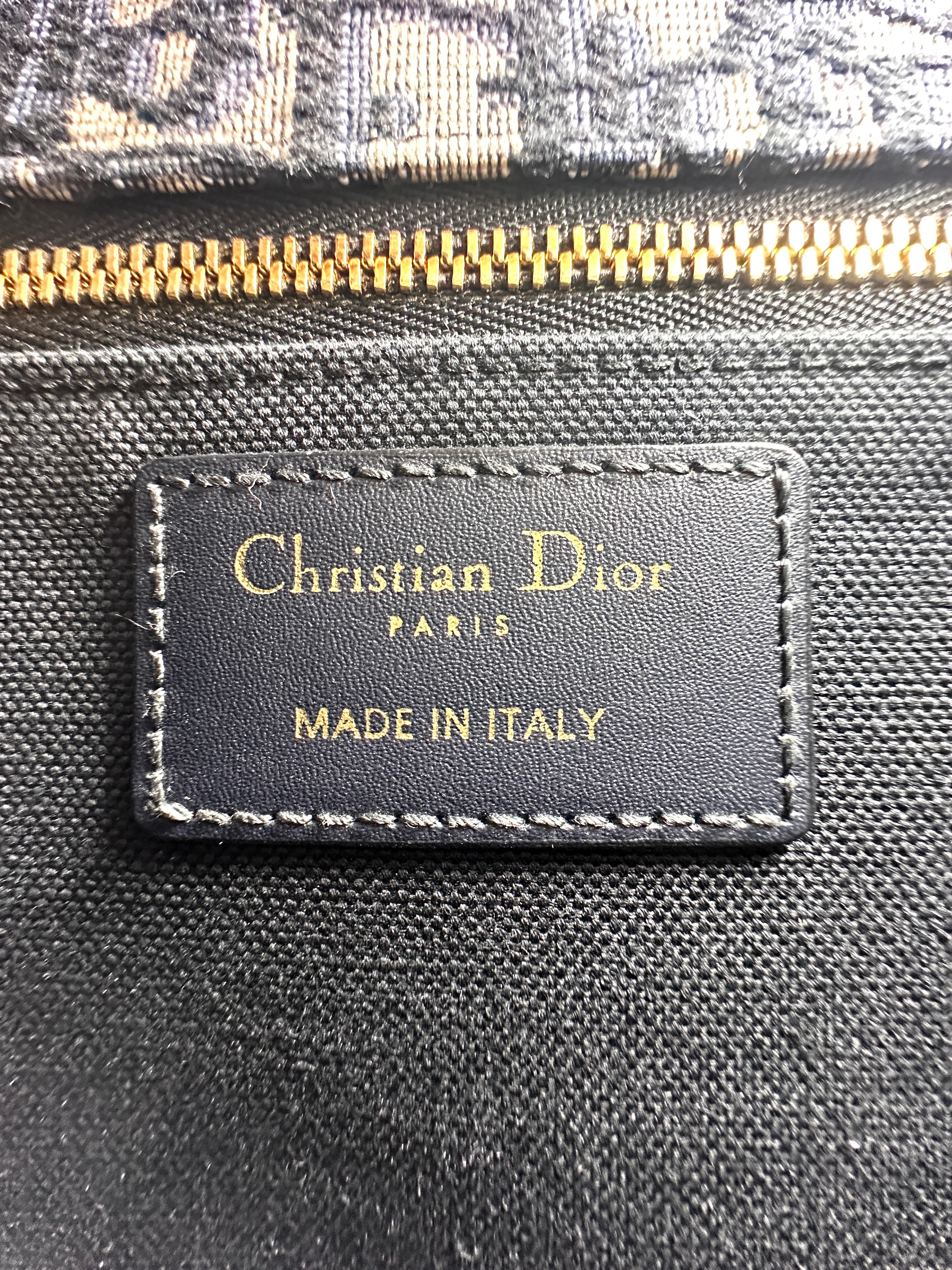 Christian Dior Blue Oblique Jacquard 3D Montaigne Medium Shoulder Bag DR370