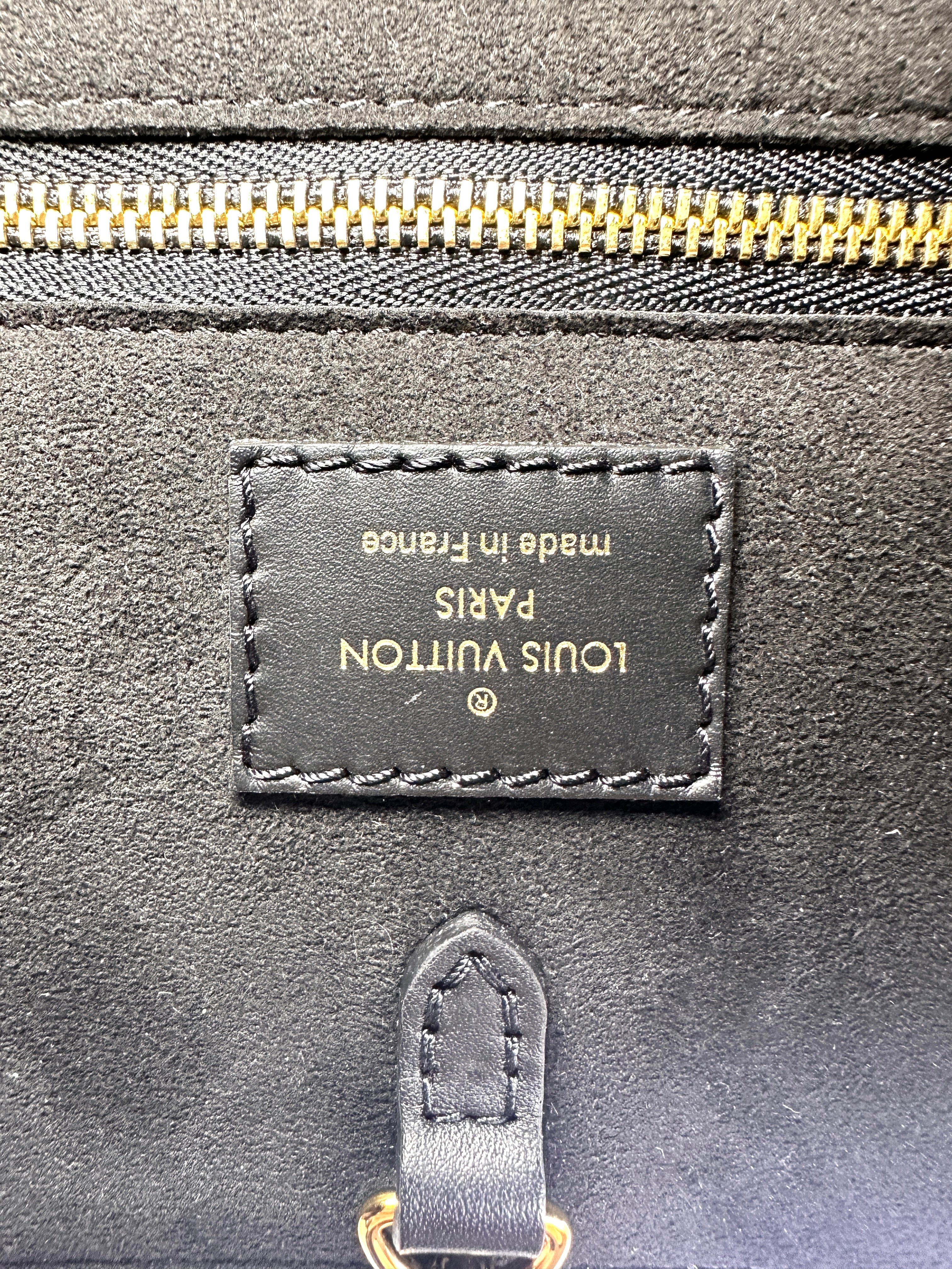 Louis Vuitton Monogram Fold Tote PM Bag LV1667