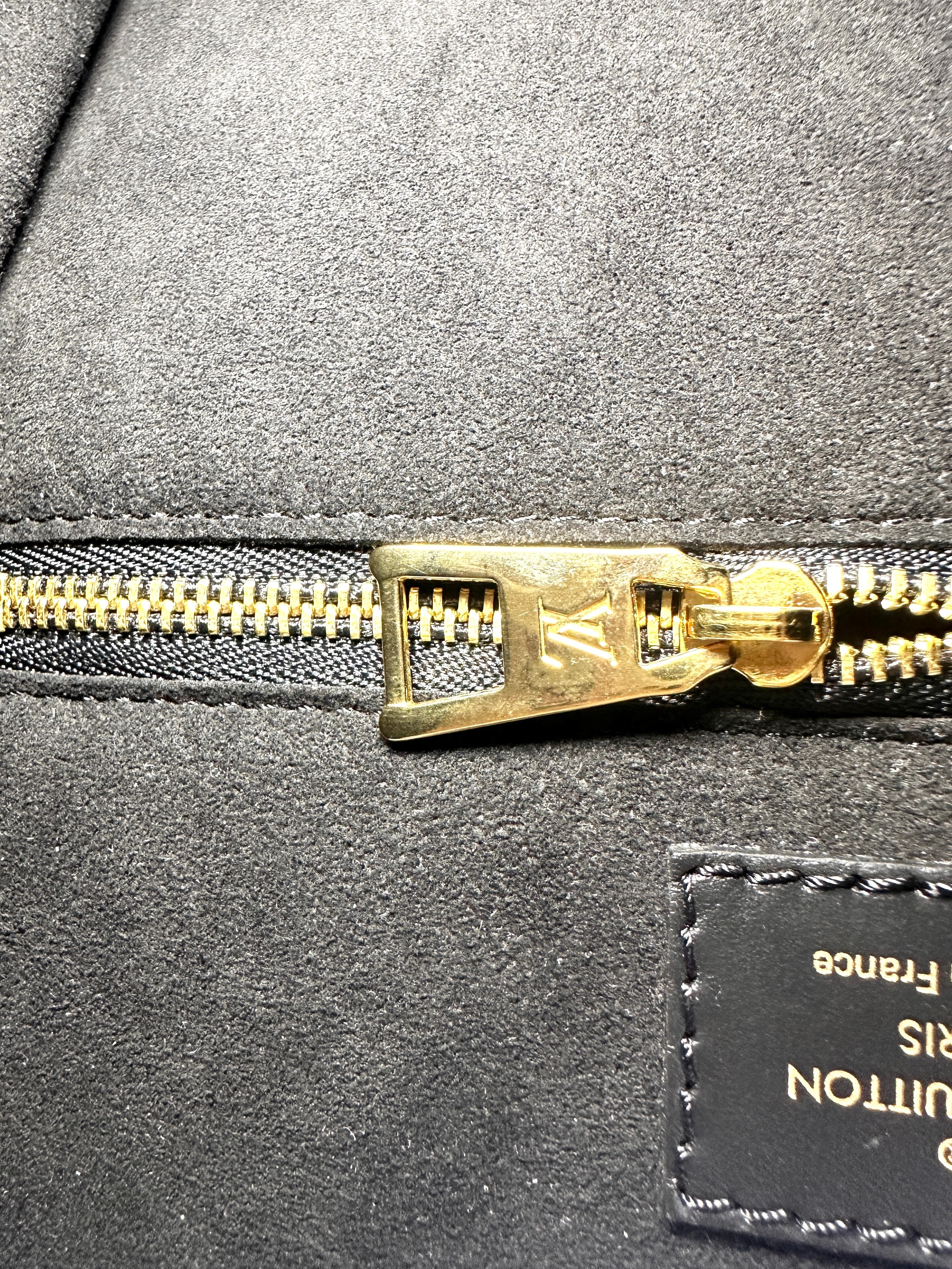 Louis Vuitton Monogram Fold Tote PM Bag LV1667