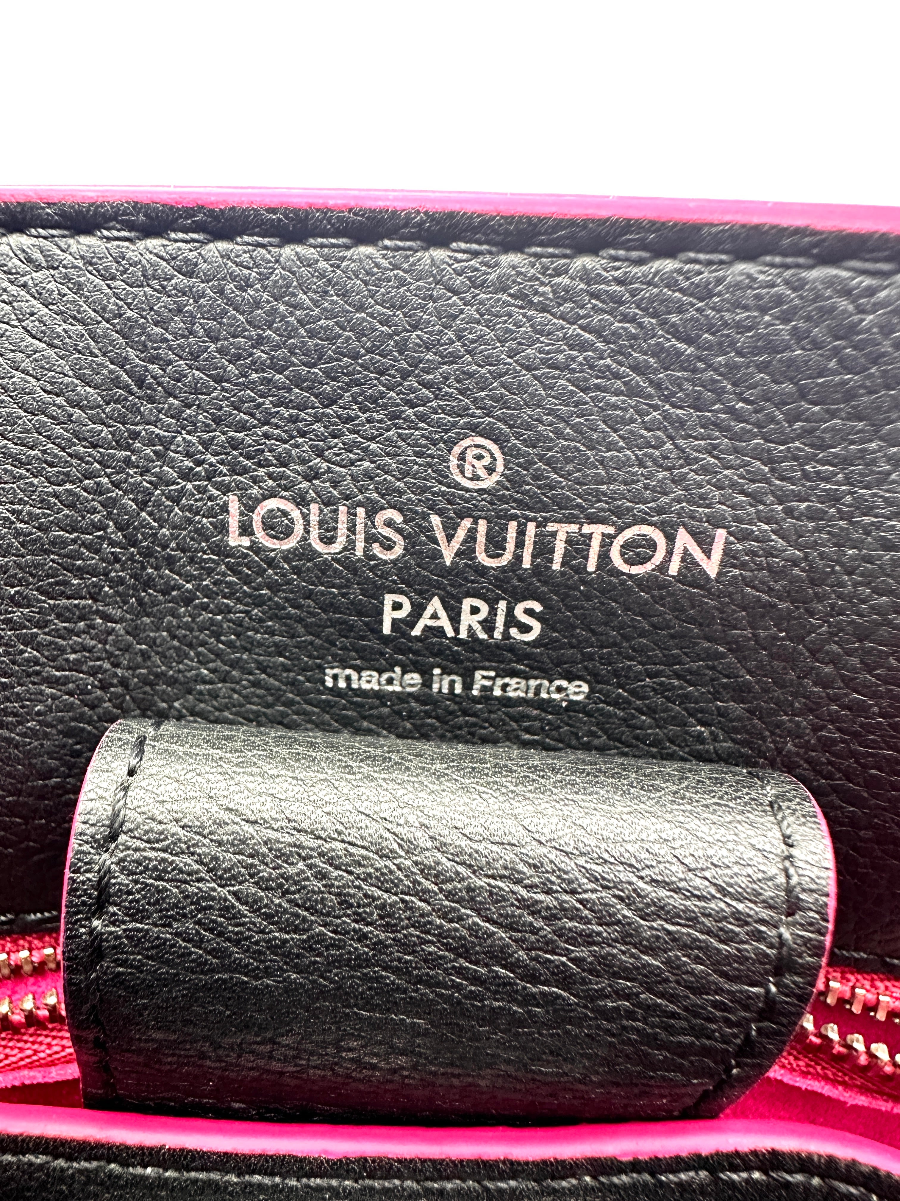 Louis Vuitton Black Taurillon Lockme Bucket Bag LV1672