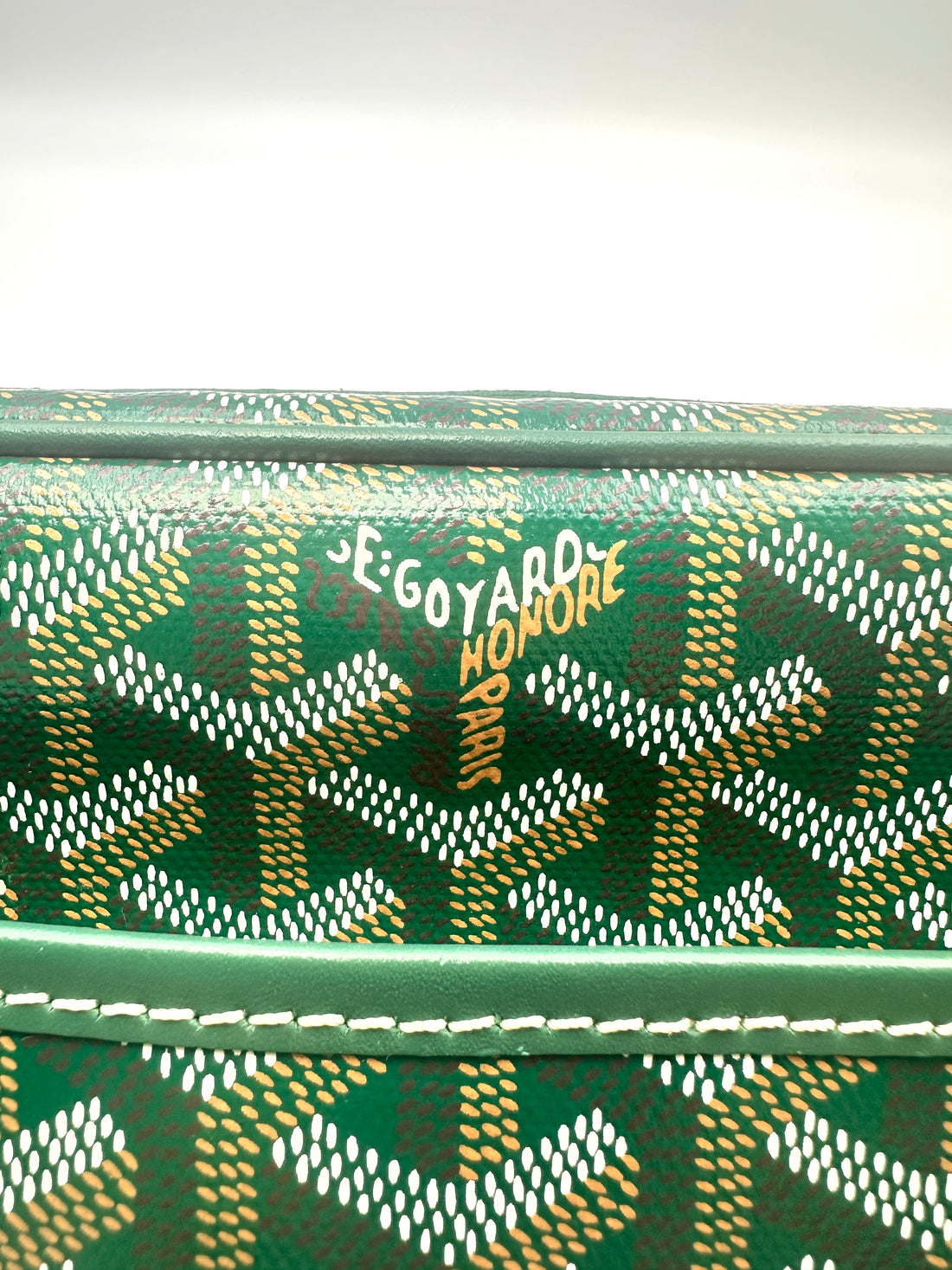 Goyard Capvert PM Goyardine Saccap Vert Shoulder Bag GR43
