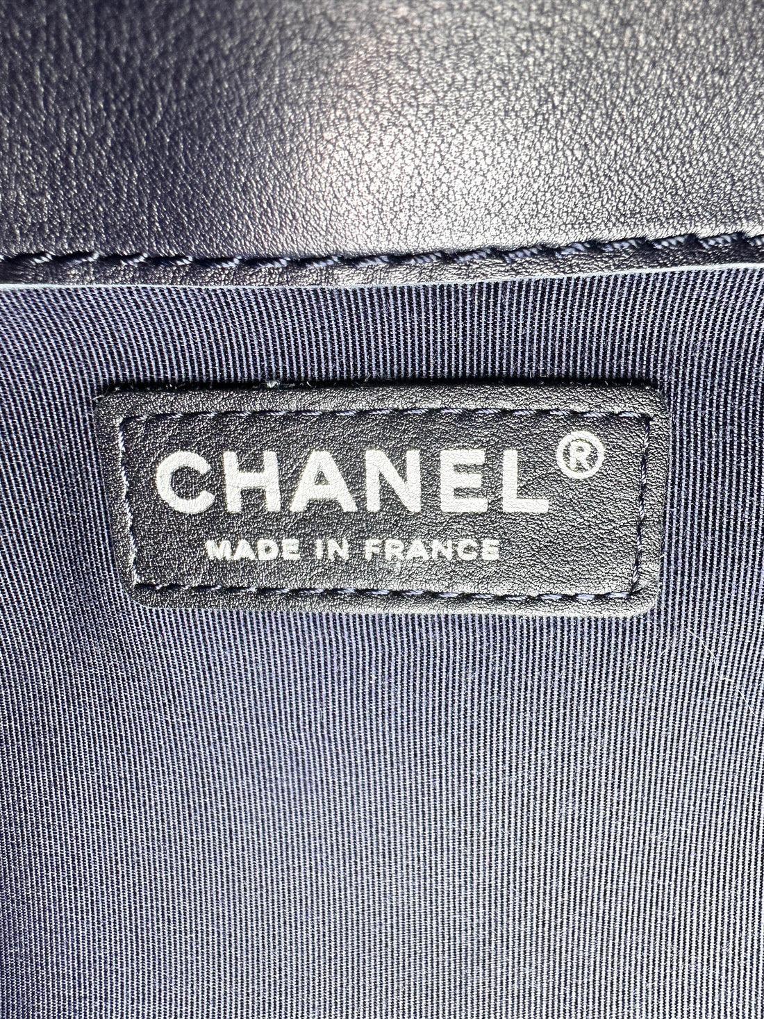 Chanel LeBoy Black Patent Leather Medium Size Shoulder Bag（18***89） CC1126
