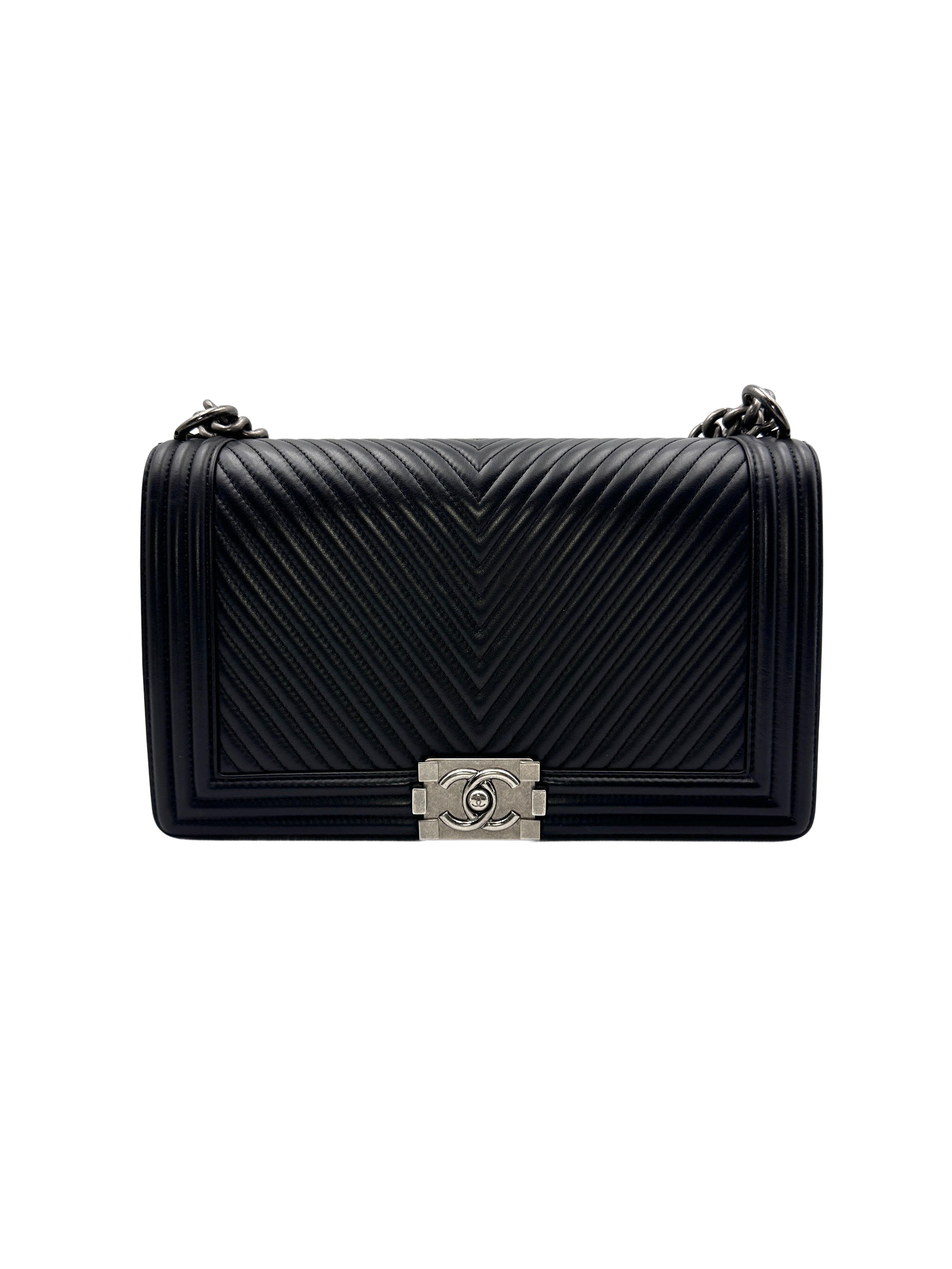 Chanel Black Chevron Leather  Chain Shoulder Bag(19***20) CC1131