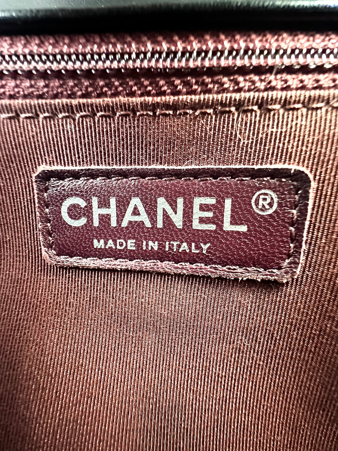 Chanel Black Chevron Leather  Chain Shoulder Bag(19***20) CC1131