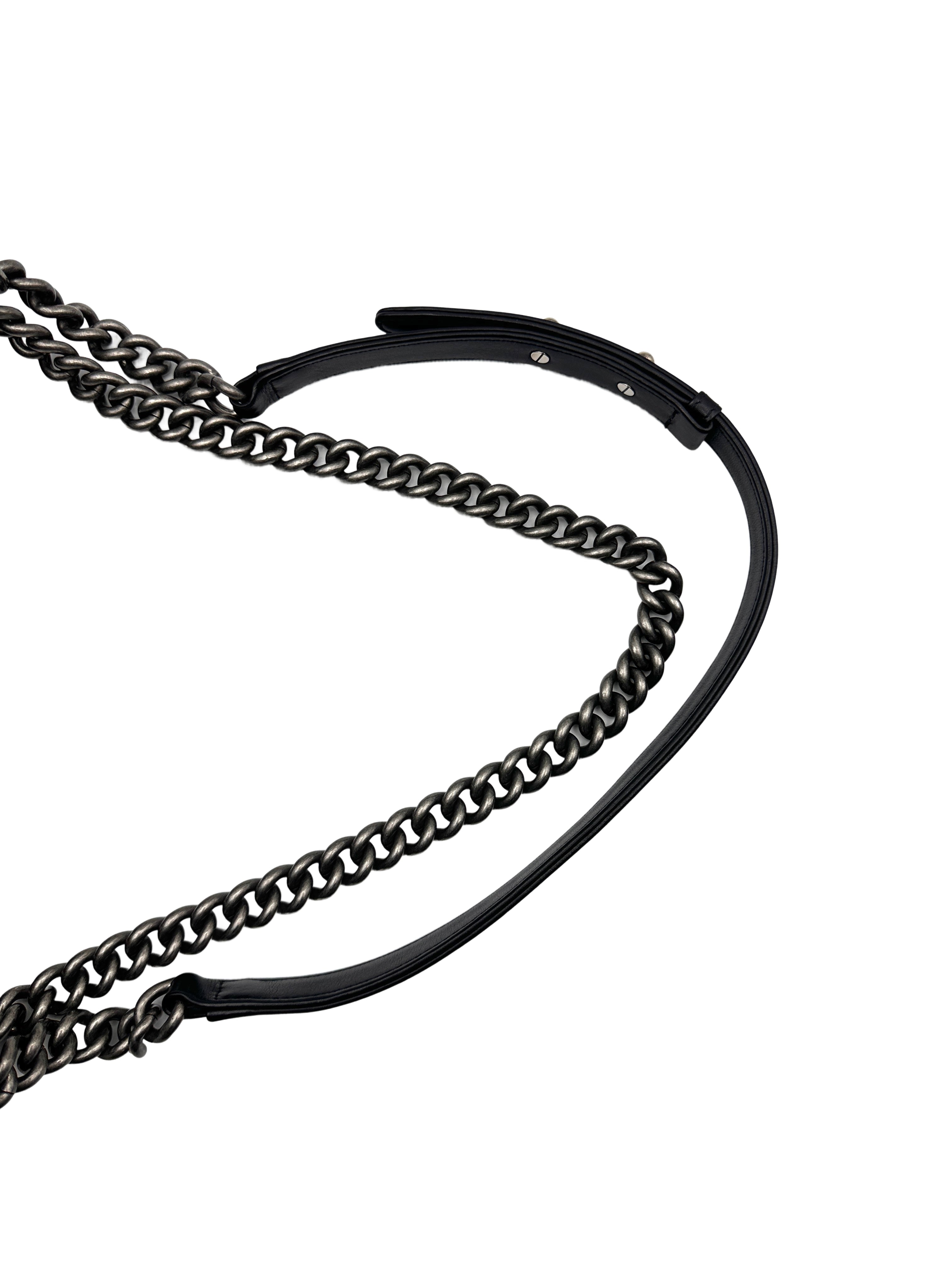 Chanel Black Chevron Leather  Chain Shoulder Bag(19***20) CC1131