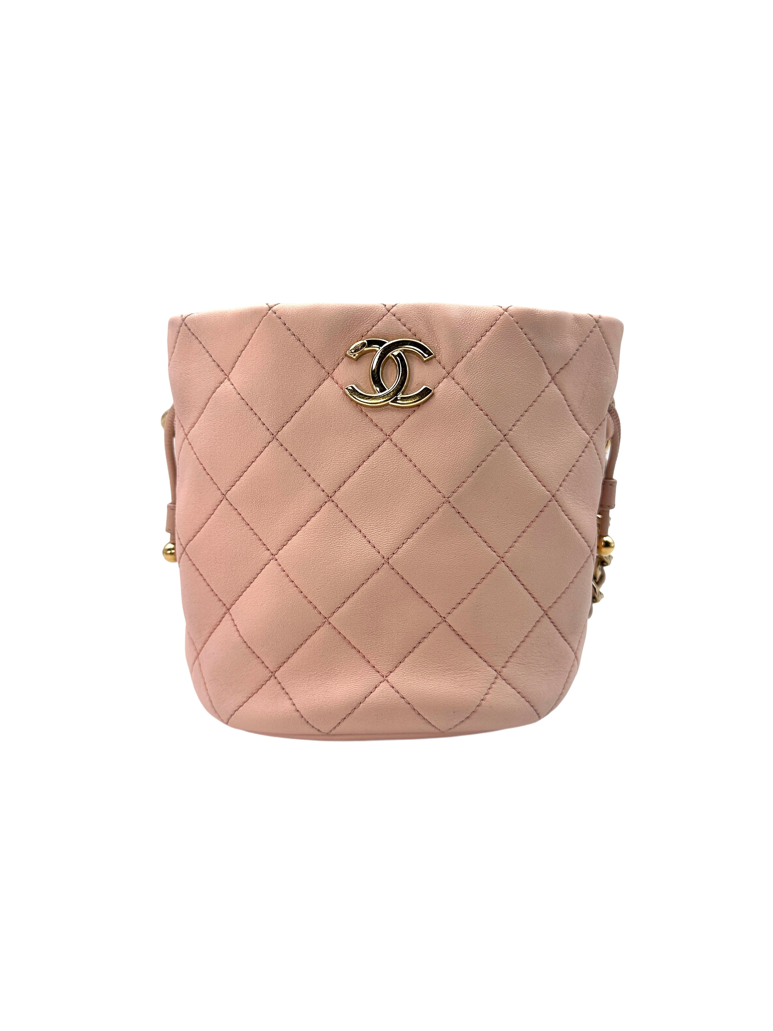 Chanel Pink Quilted Lambskin Bucket Bag With Resin Bi-Color Chain(L5***C9) CC1147