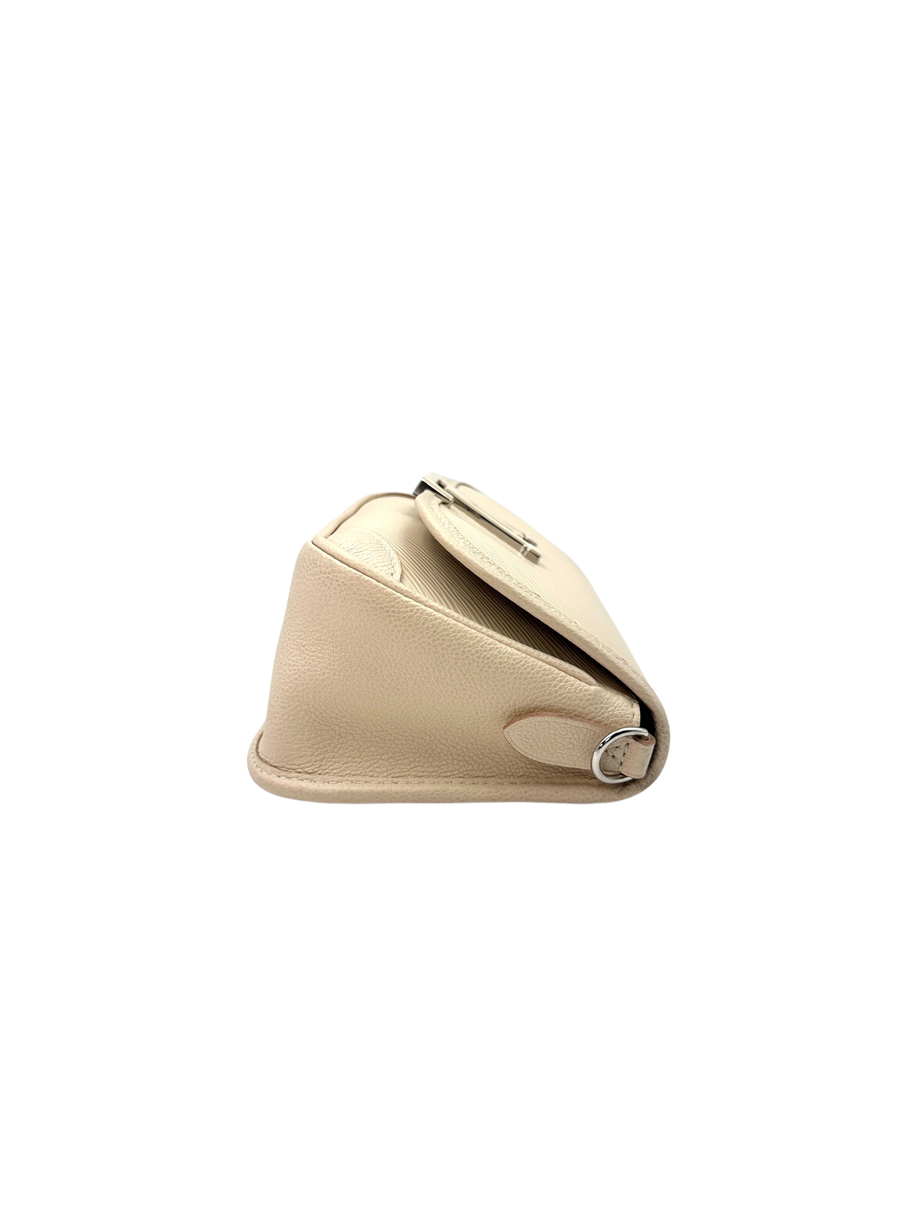 Louis Vuitton White Epi Leather Buci Crossbody Shoulder Bag LV1684