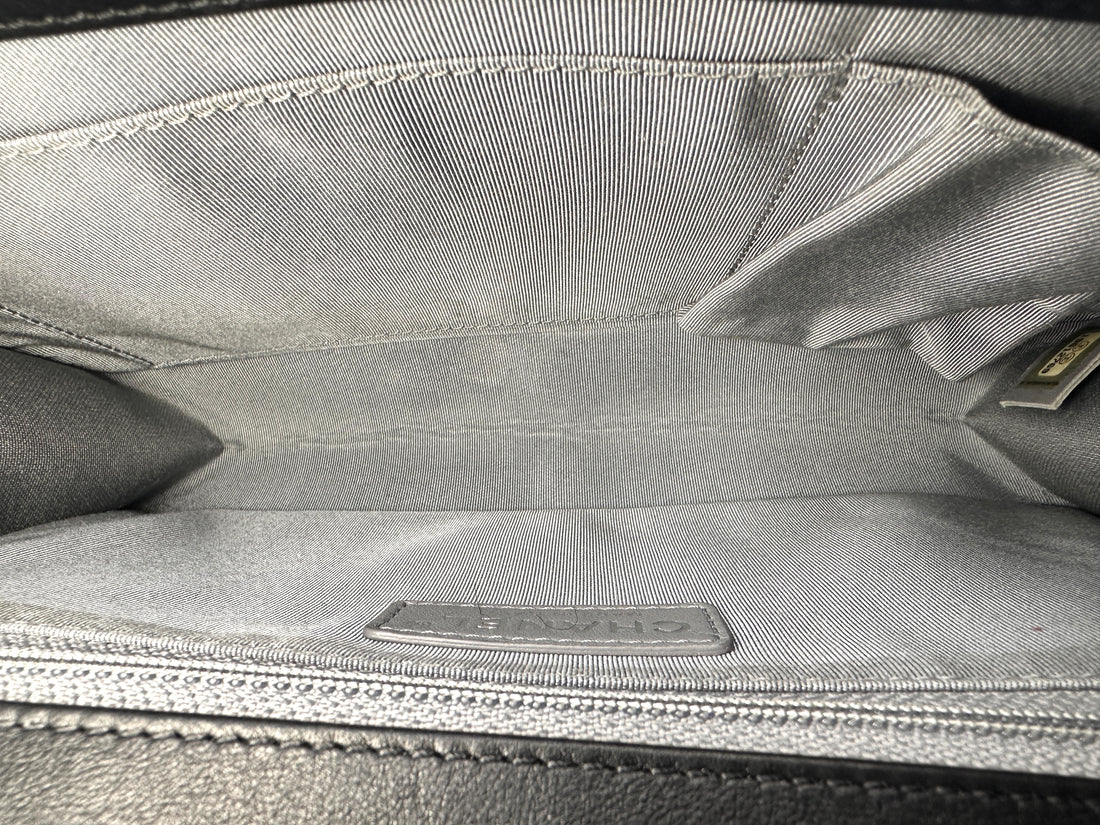 Chanel LeBoy Black Quilted Leather Crossbody Bag with Silver Buckle(19***69) CC1138