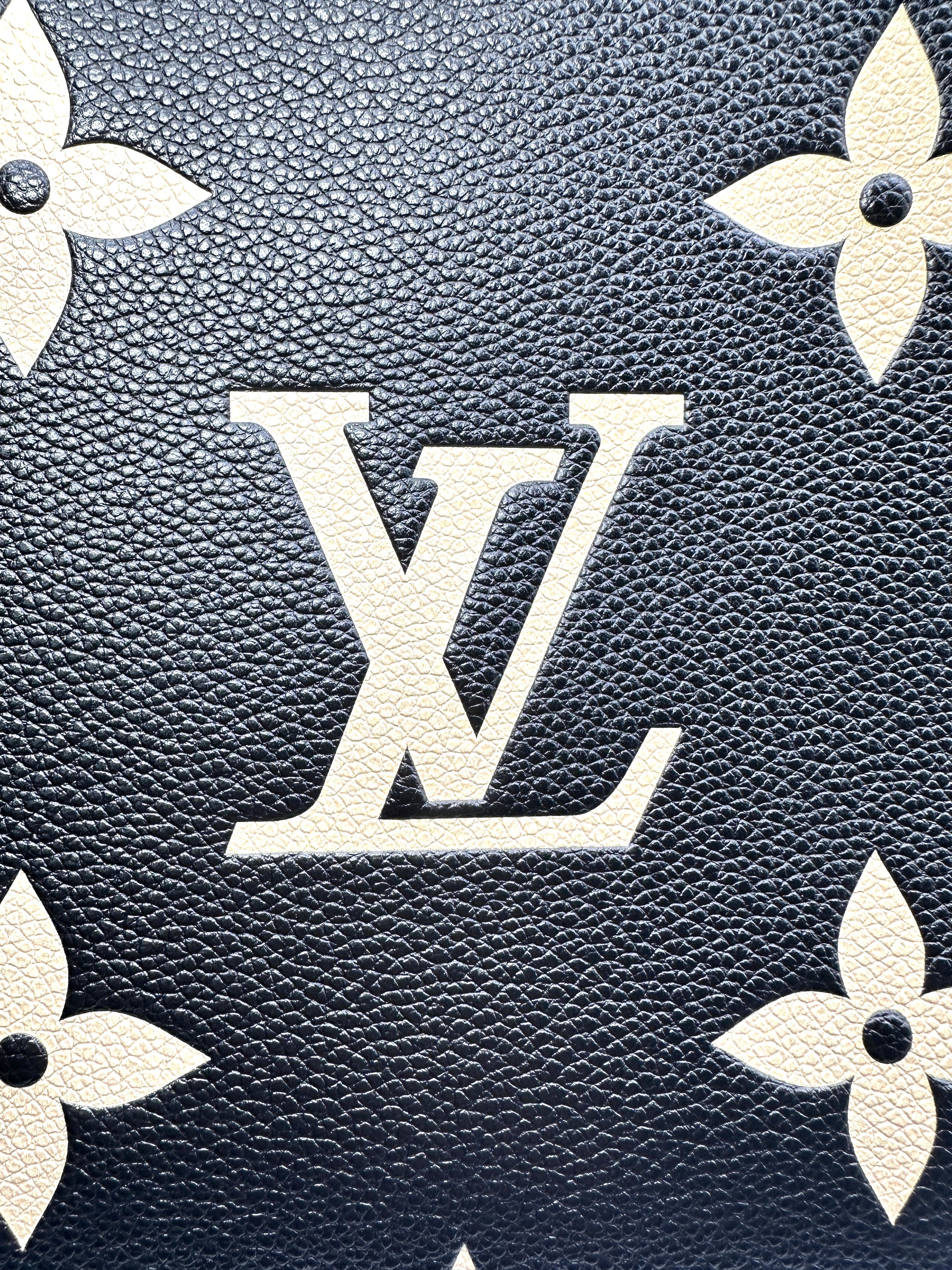 Louis Vuitton Petit Palais PM Black Beige Bicolor Monogram Handle Bag LV1688