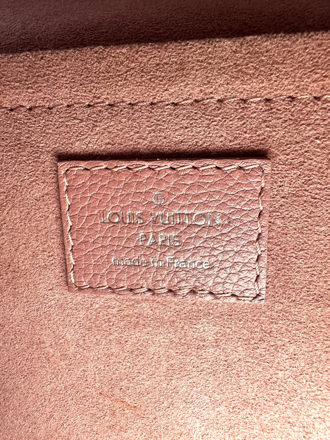 Louis Vuitton Pink Mylockme BB Leather Shoulder Crossbody Bag LV1723