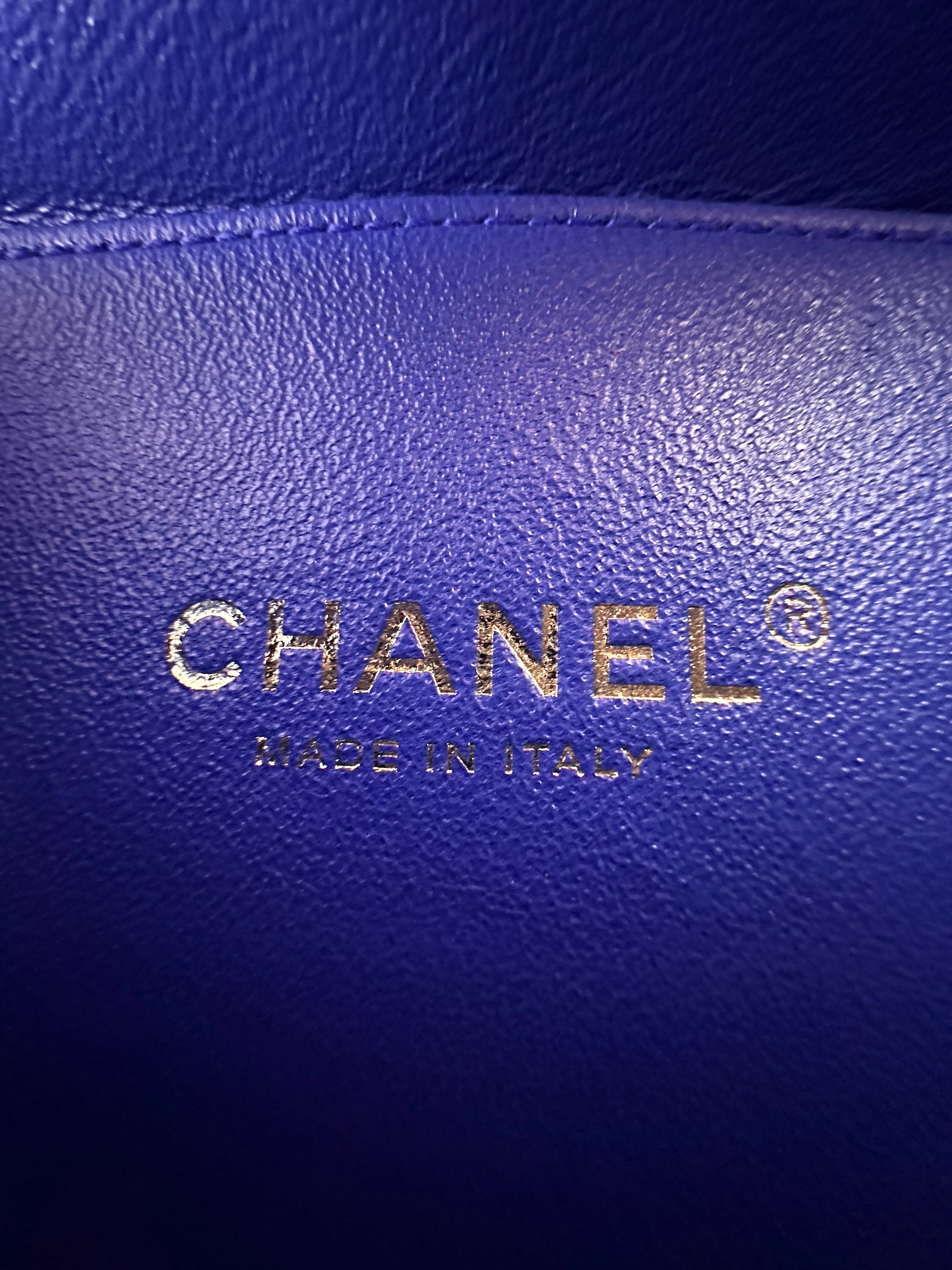 Chanel CC Filigree Blue Red White Quilted Calfskin Leather Vanity Case Handle Bag(27***94) CC1208