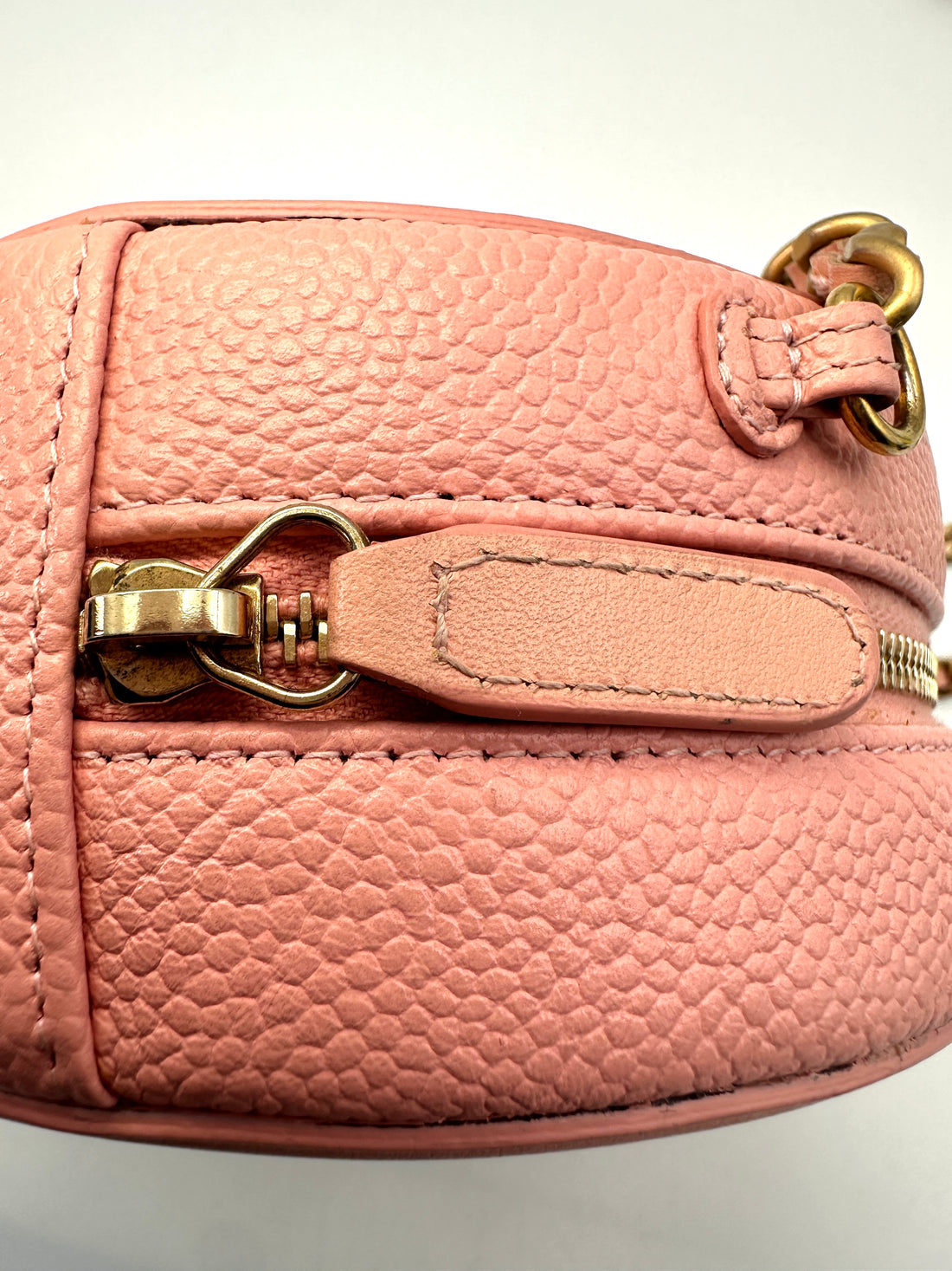 Chanel CC Filigree Pink Caviar Quilted Leather Round Crossbody Bag(27***45) CC1202