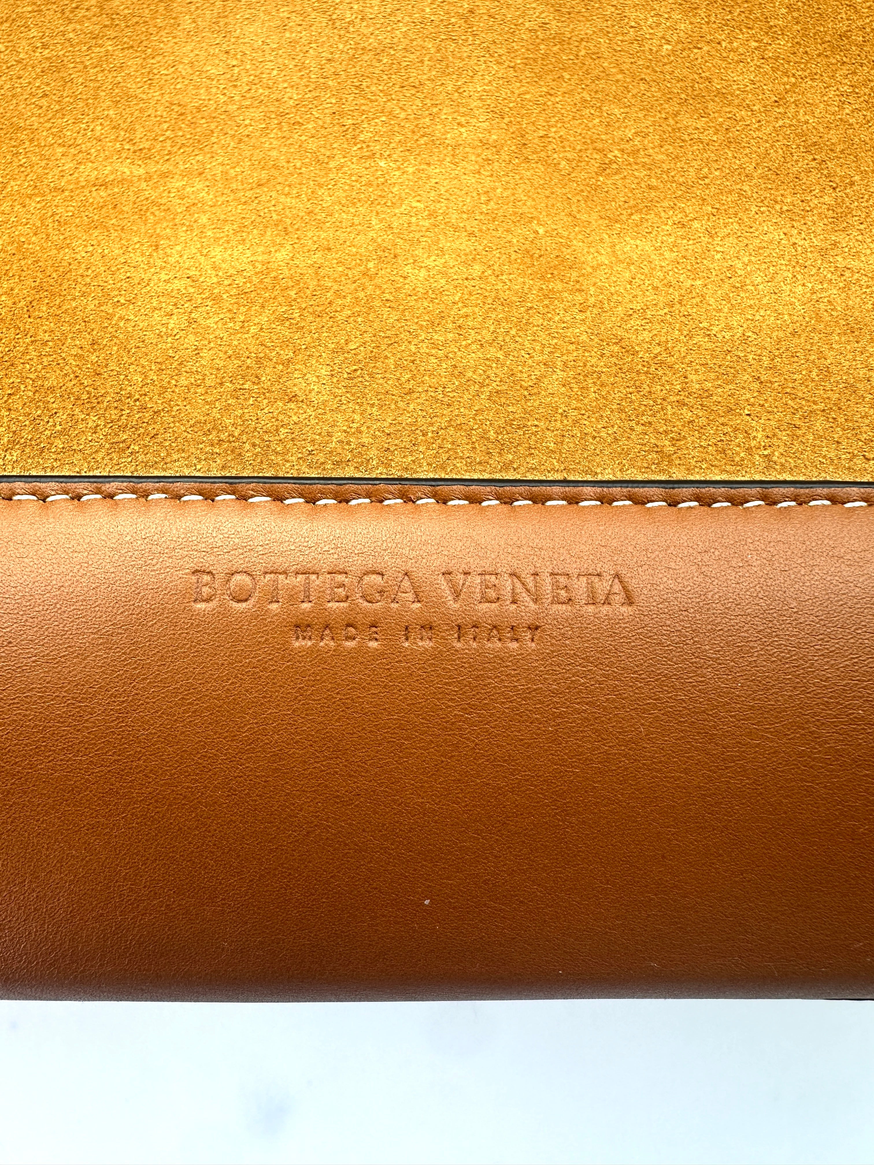 Bottega Veneta Arco Brown XXXL Size Intrecciato Tote Handle Bag BV90-1