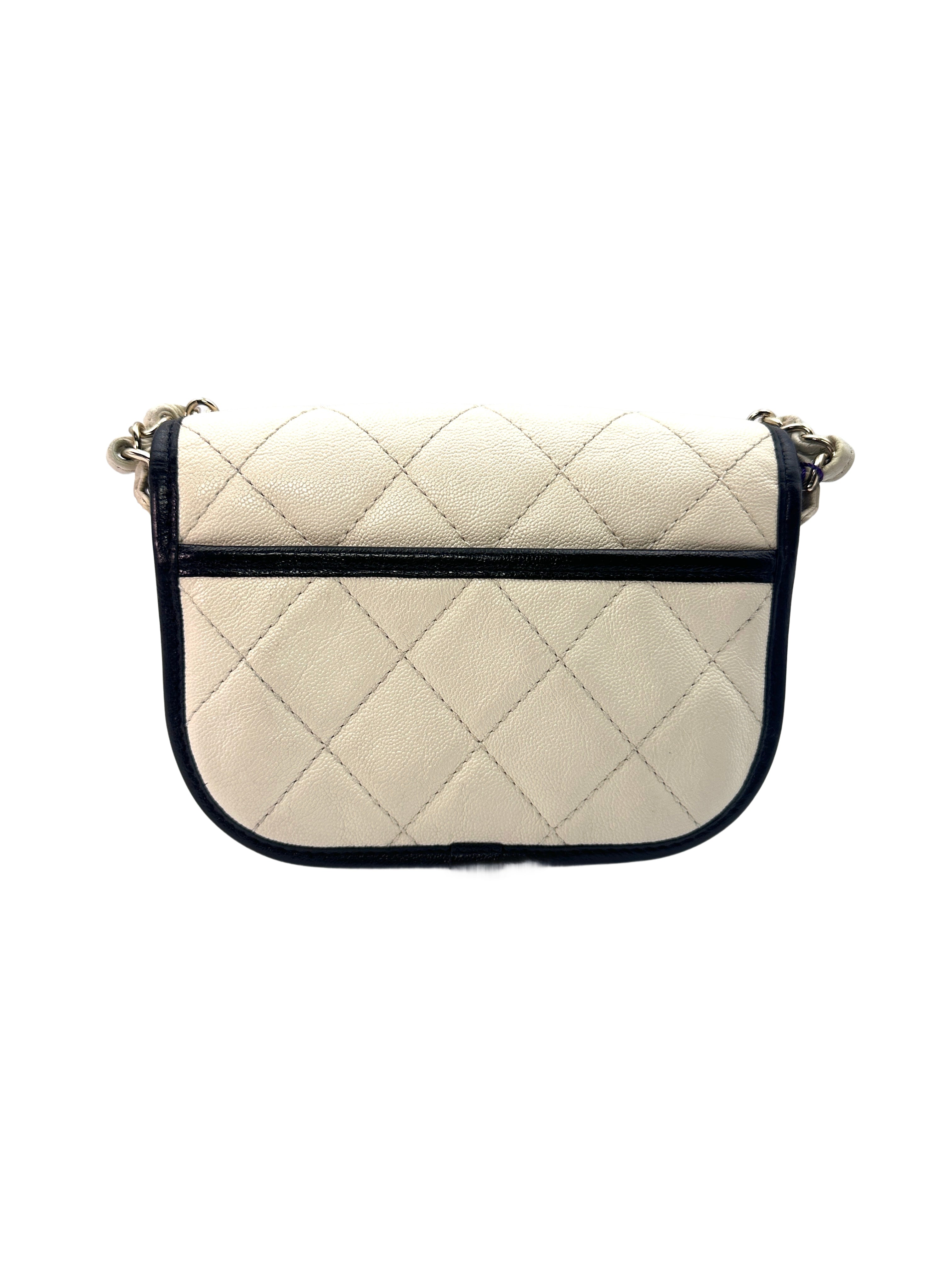 Chanel White Mini CC Quilted Leather Round Flap Messenger Bag(31***36) CC1207