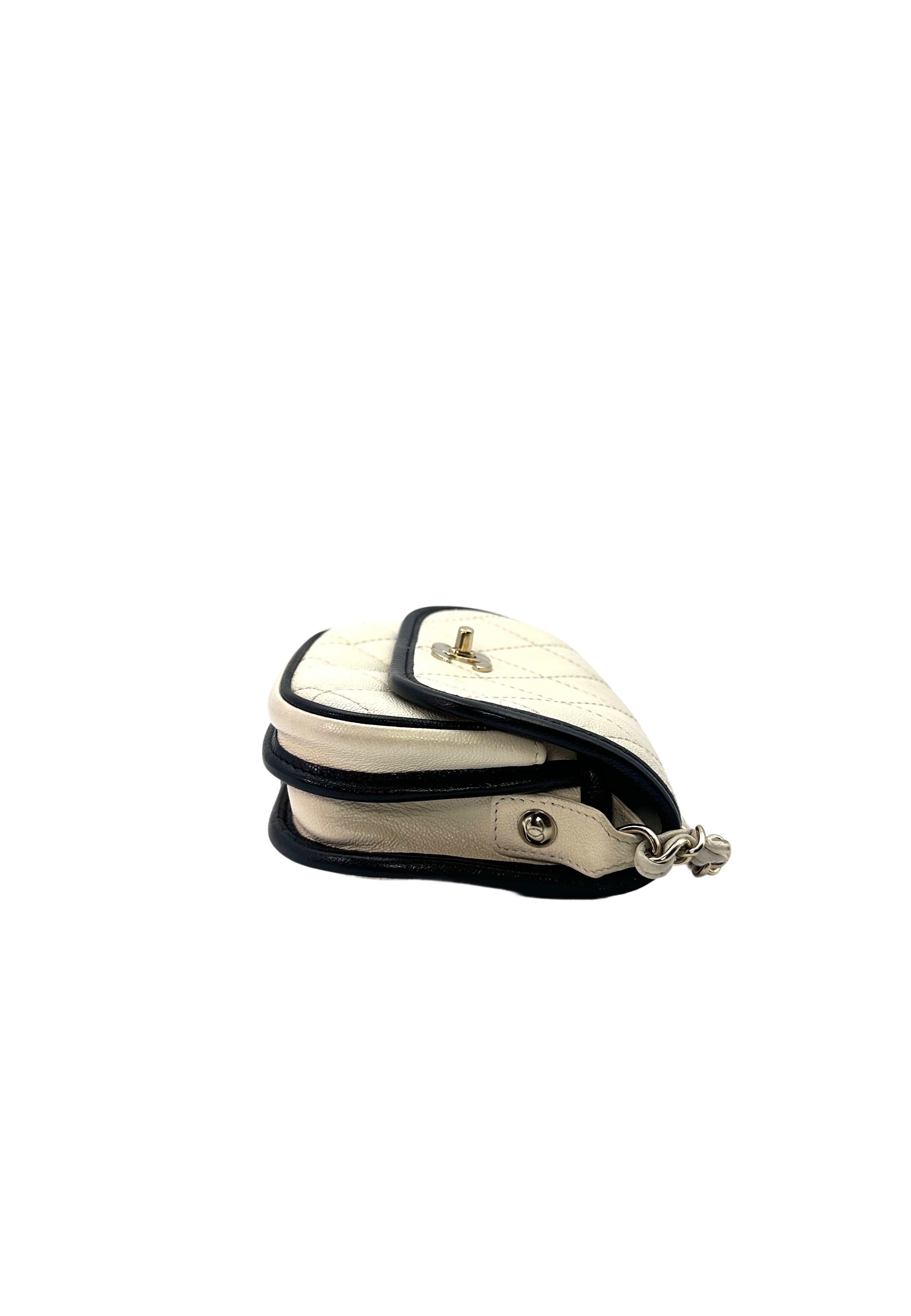 Chanel White Mini CC Quilted Leather Round Flap Messenger Bag(31***36) CC1207