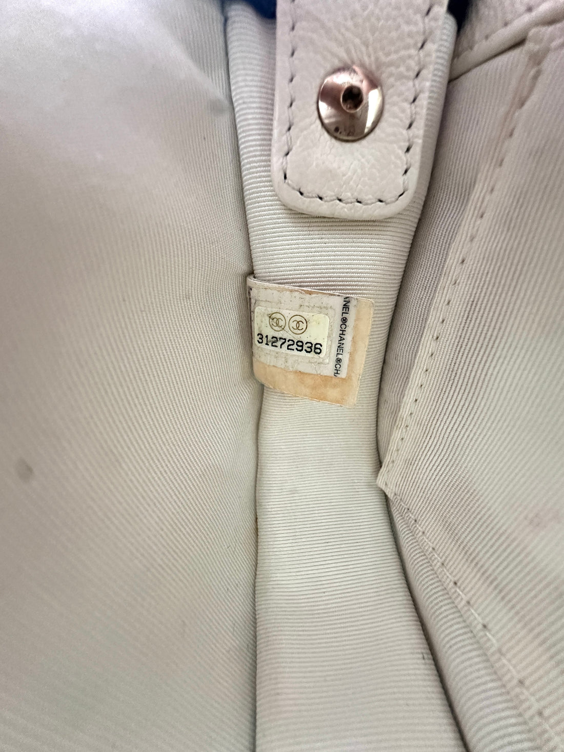 Chanel White Mini CC Quilted Leather Round Flap Messenger Bag(31***36) CC1207