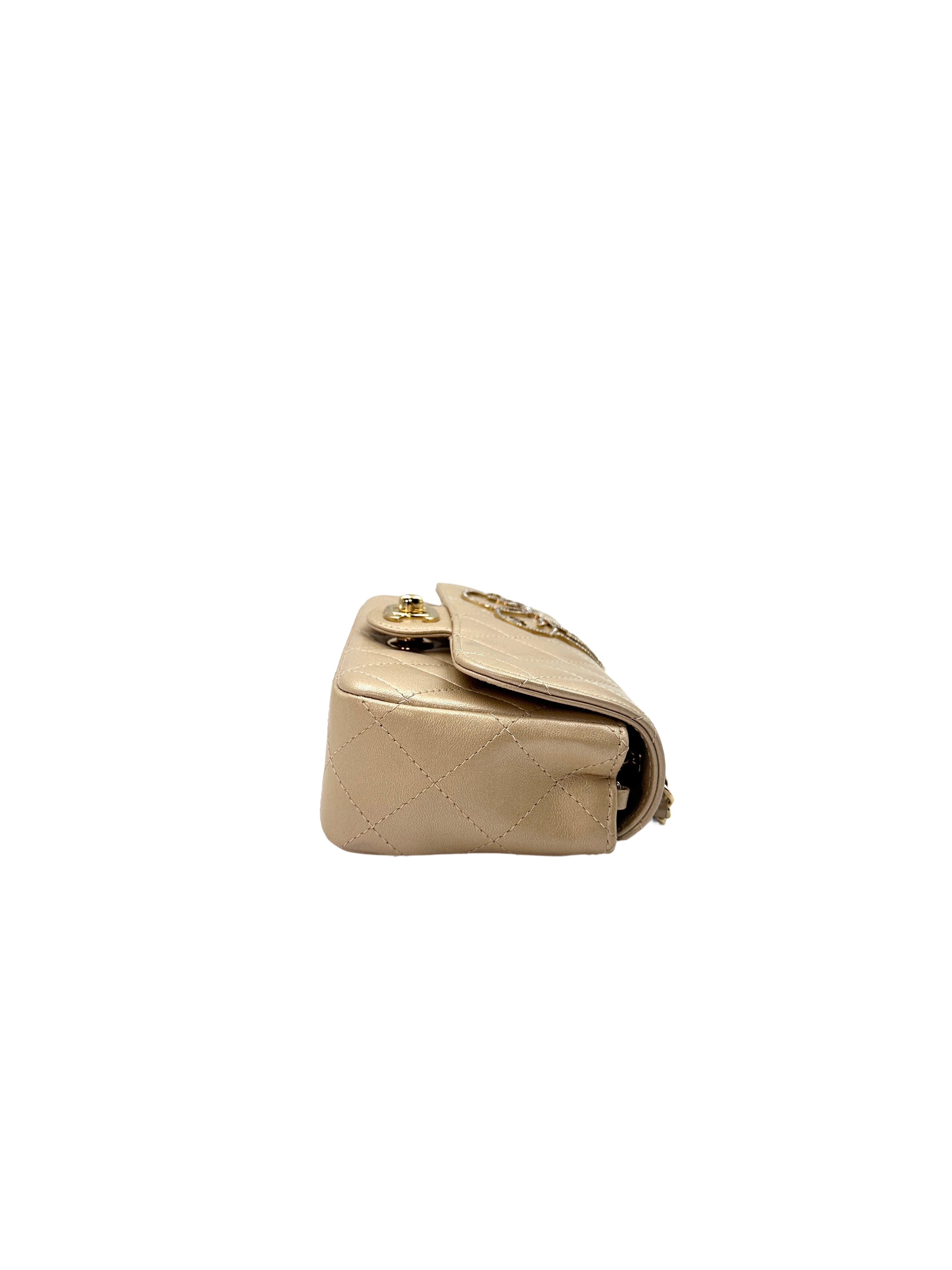 Chanel V For Victory Champagne Gold Quilted Leather Mini Flap Crossbody Bag(23***12) CC1215