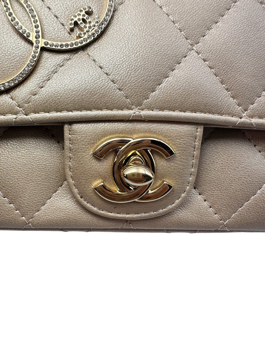 Chanel V For Victory Champagne Gold Quilted Leather Mini Flap Crossbody Bag(23***12) CC1215