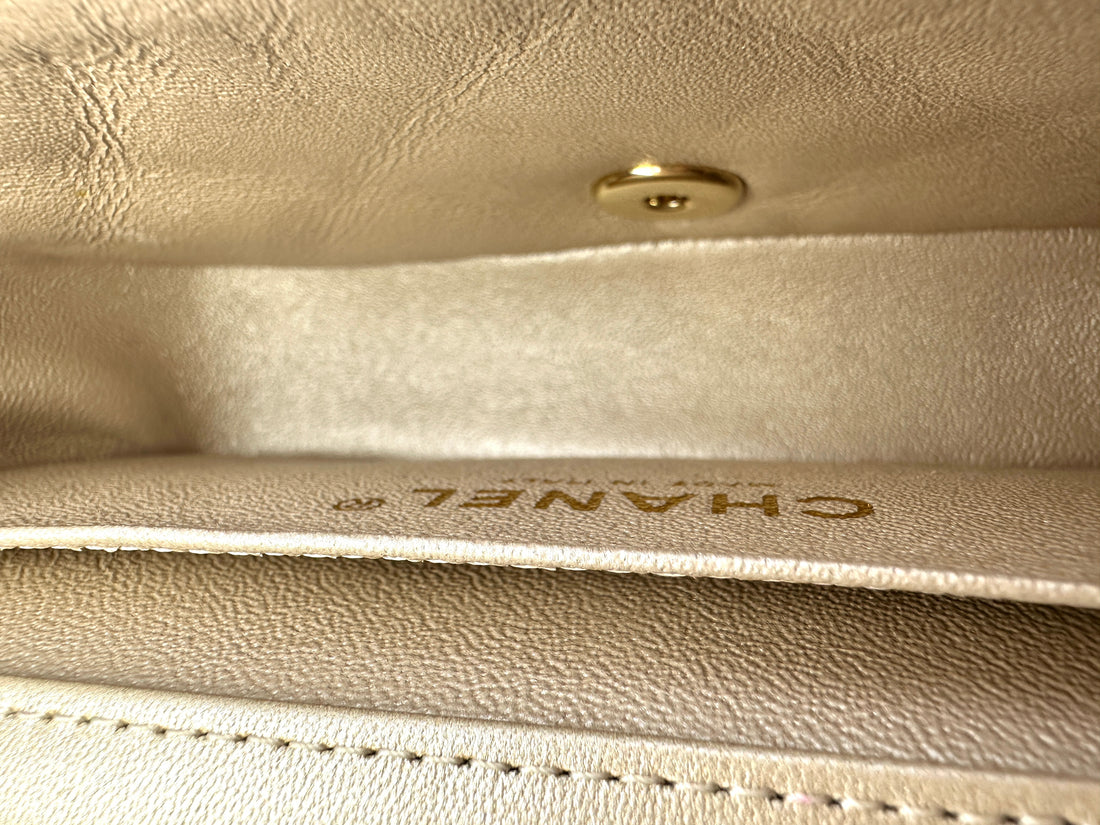 Chanel V For Victory Champagne Gold Quilted Leather Mini Flap Crossbody Bag(23***12) CC1215
