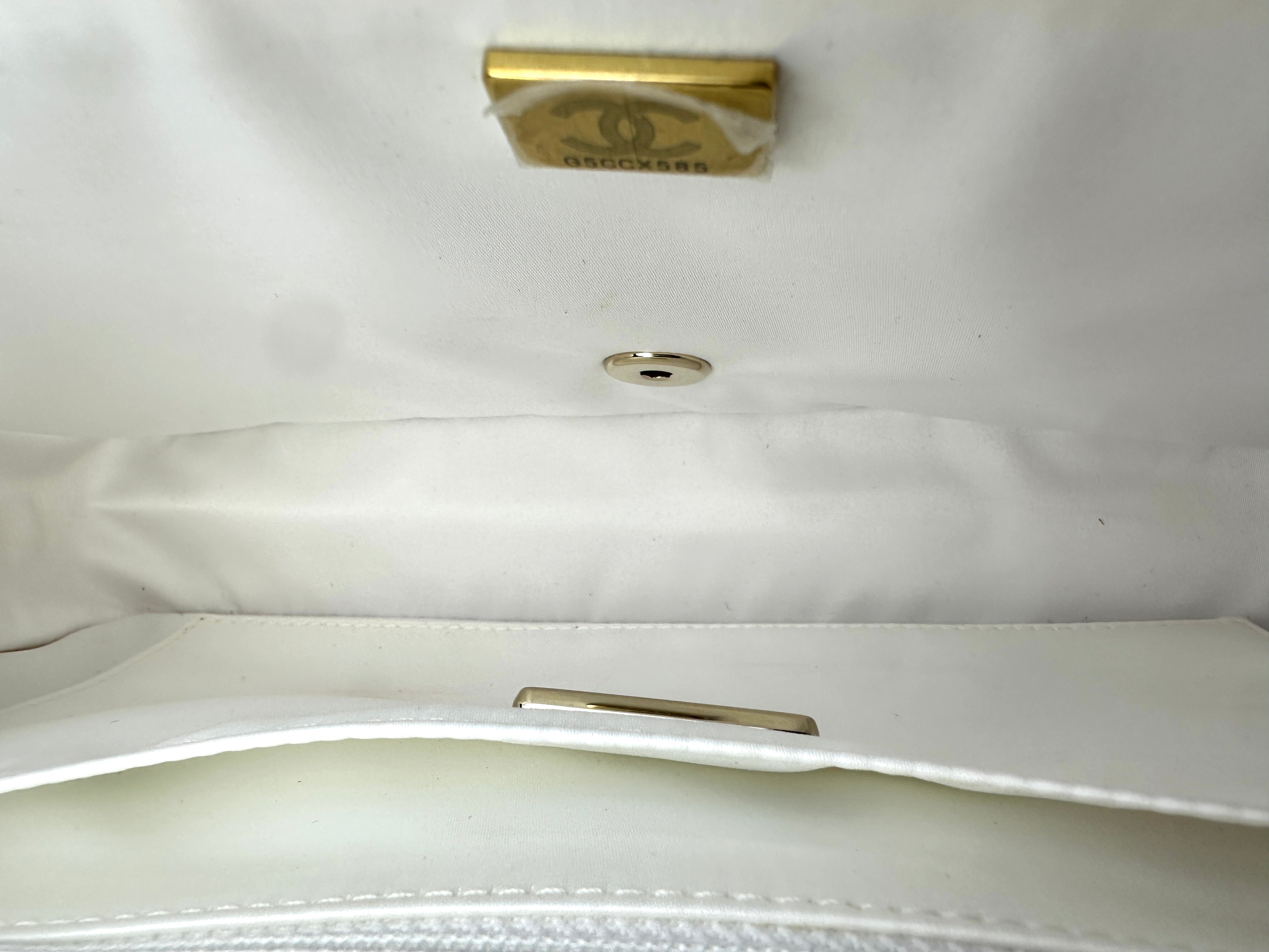 Chanel White Sequin Logo Medium Size Flap Bag With Chip(G5***85) CC1214