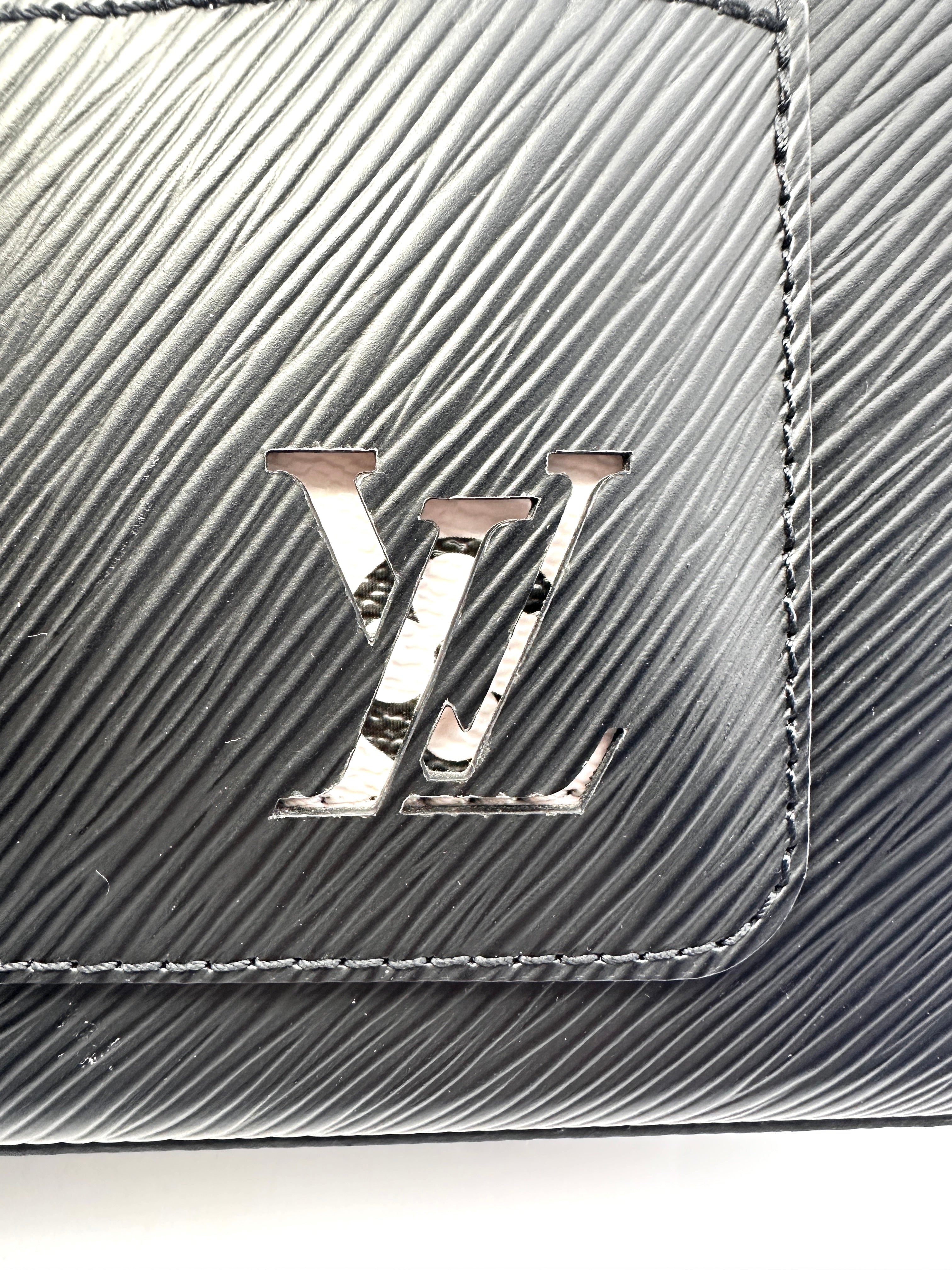 Louis Vuitton Black Marelle Epi Leather Shoulder Bag LV1746