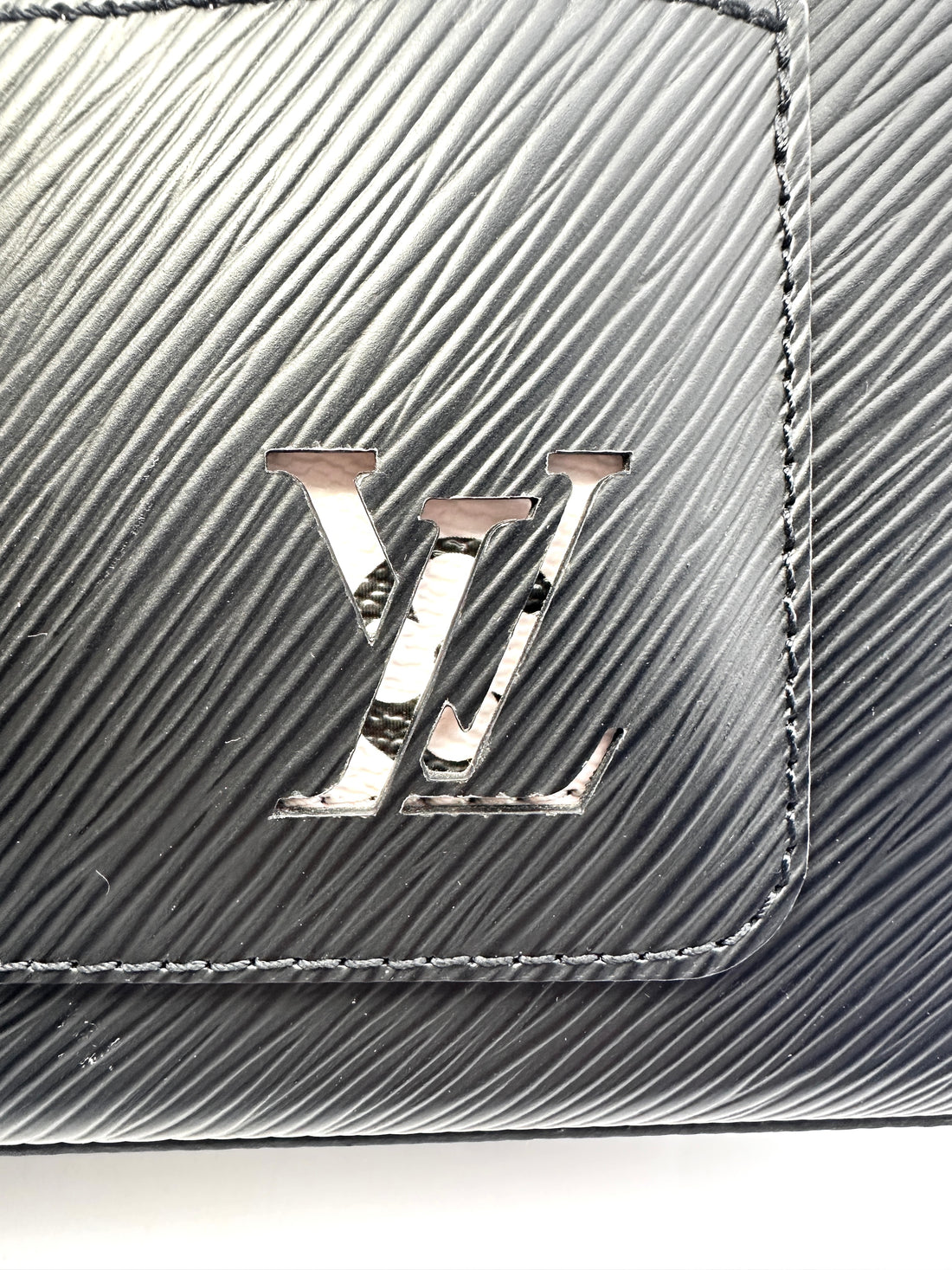 Louis Vuitton Black Marelle Epi Leather Shoulder Bag LV1746
