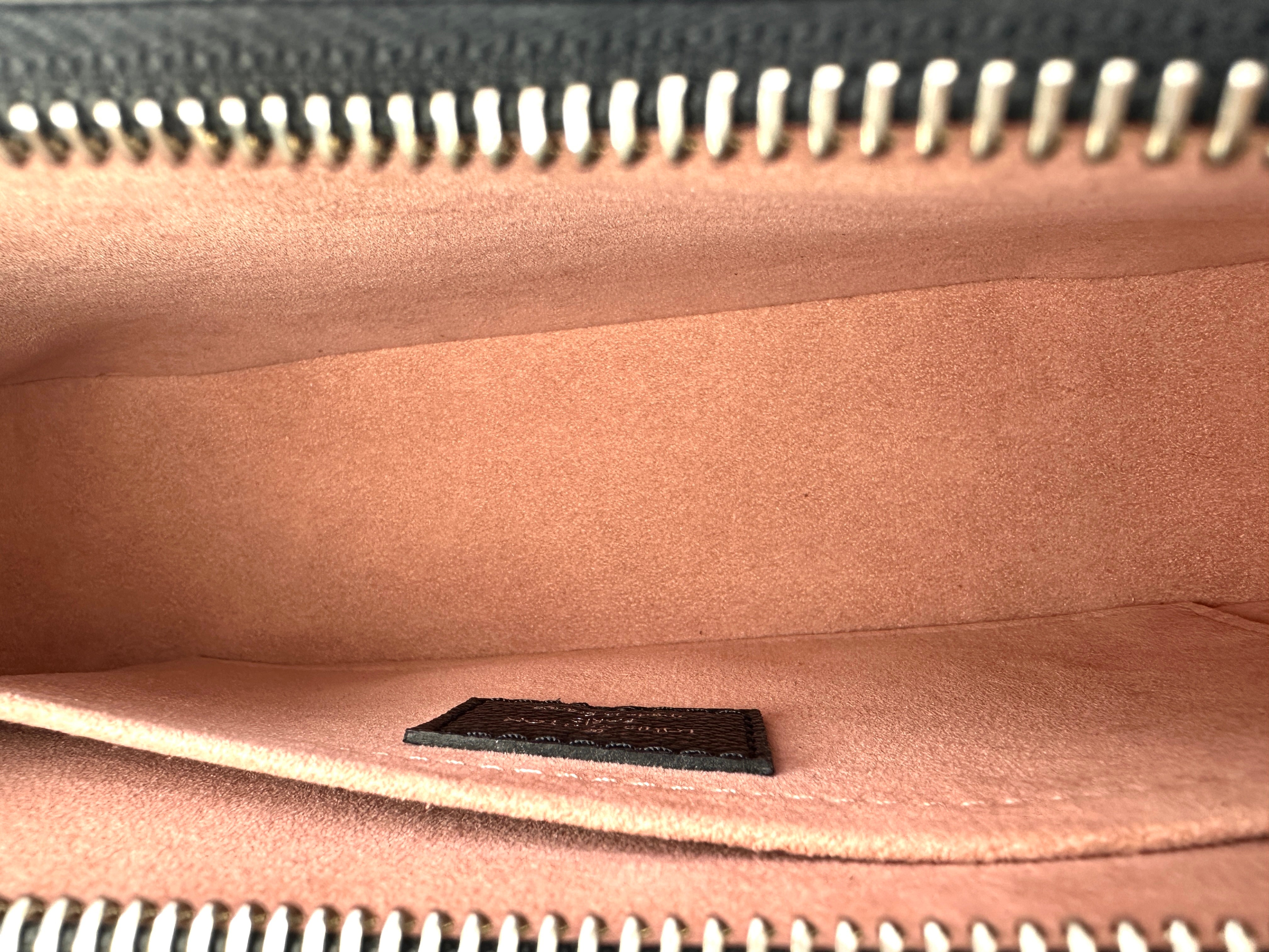 Louis Vuitton Black Marelle Epi Leather Shoulder Bag LV1746