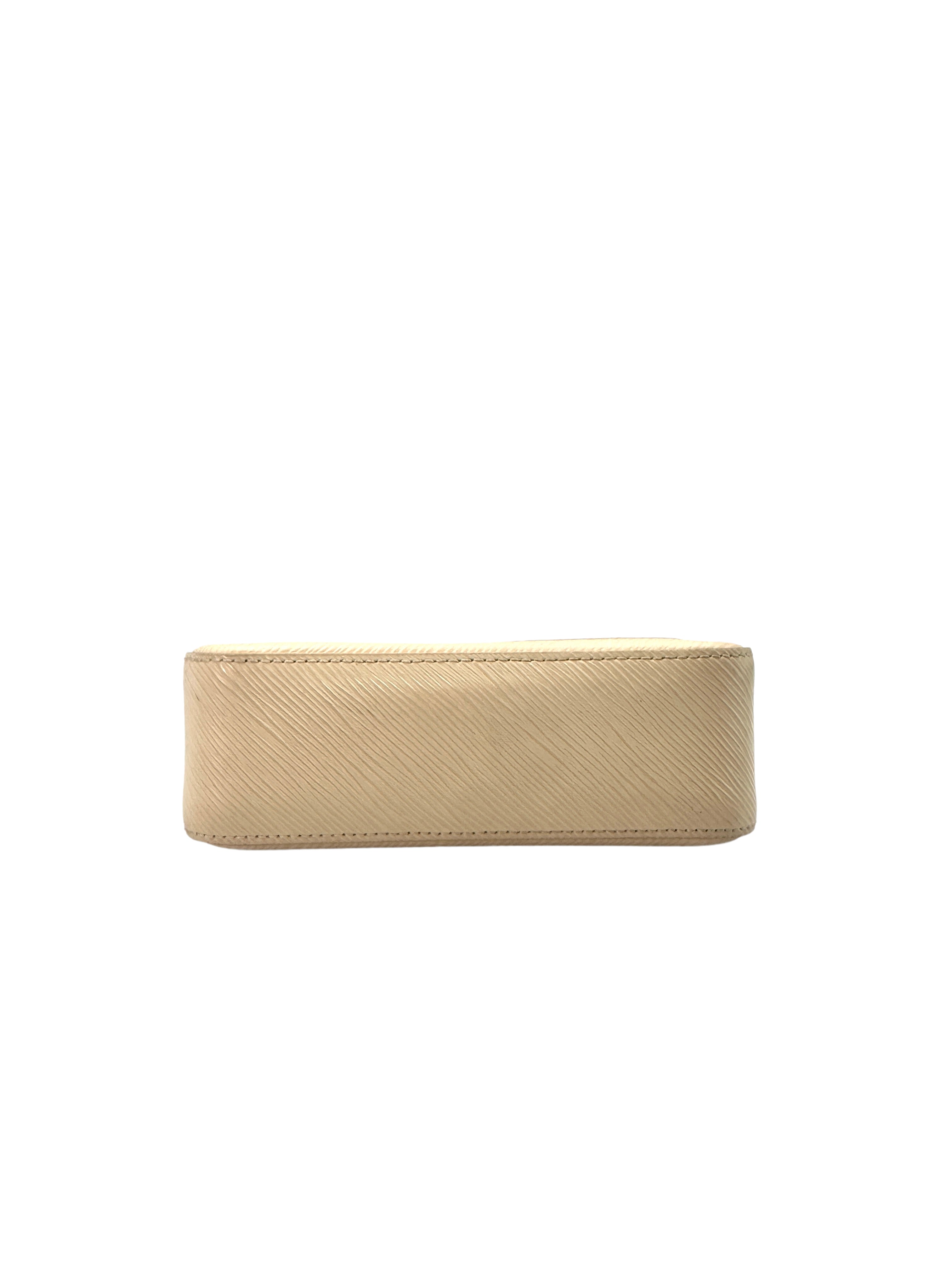 Louis Vuitton White Marelle Epi Leather Shoulder Bag With Heart-shaped Pochette LV1747