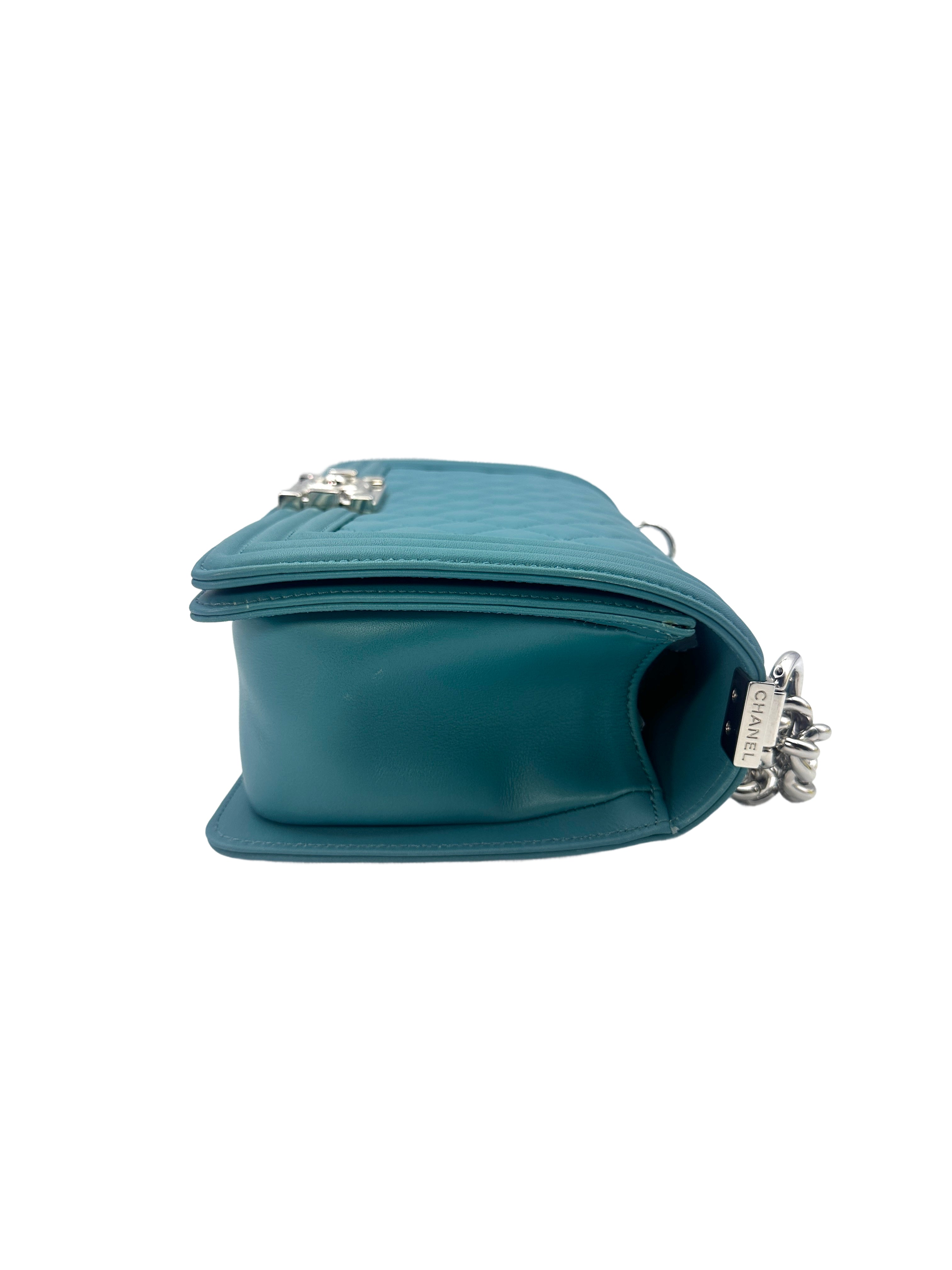 Chanel LeBoy Turquoise Blue Quilted Caviar Crossbody Bag with Silver Buckle(20***87) CC1230