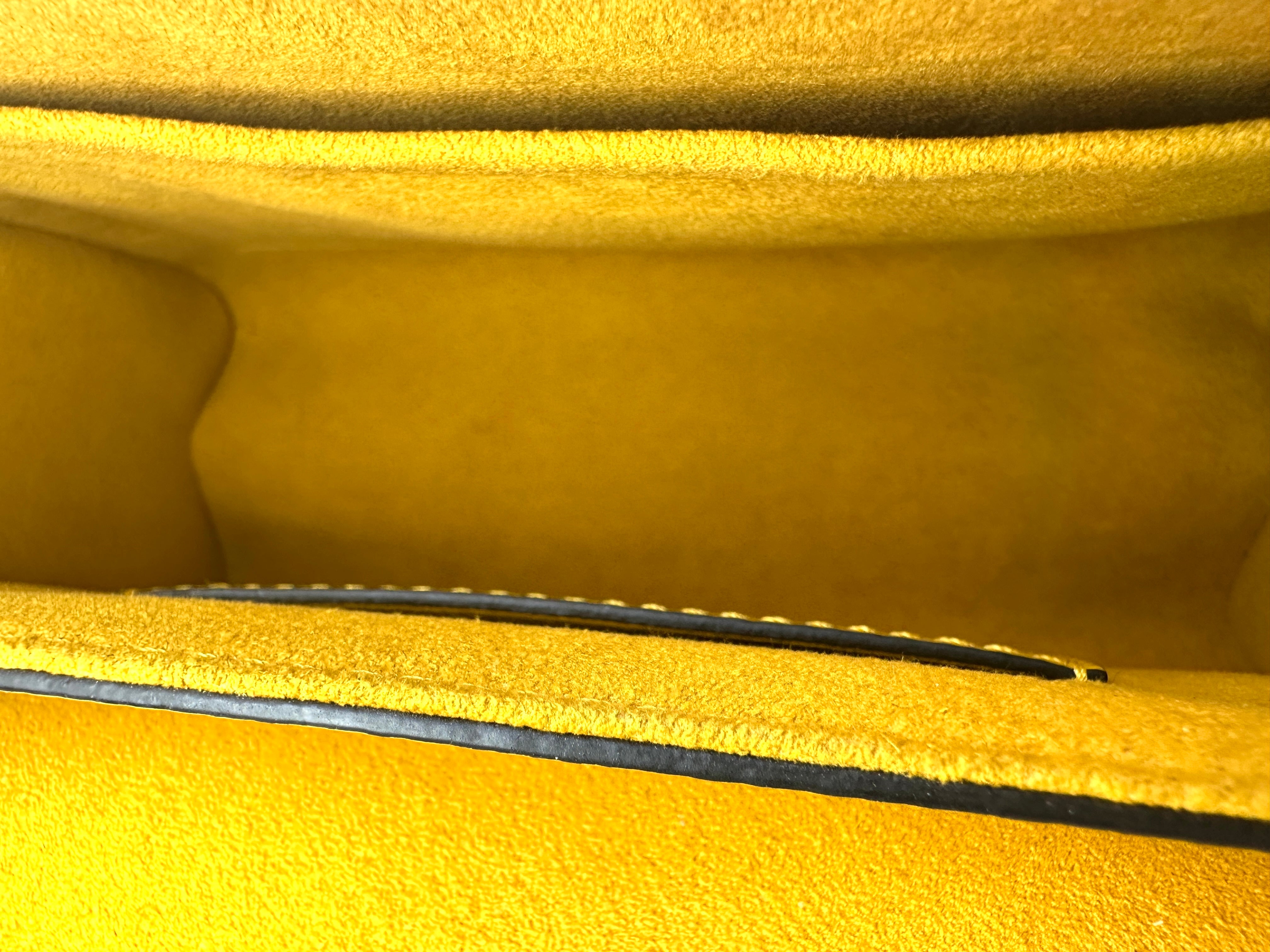Louis Vuitton Yellow Twist MM Early Bird Epi Leather Medium Size Shoulder Bag LV1760