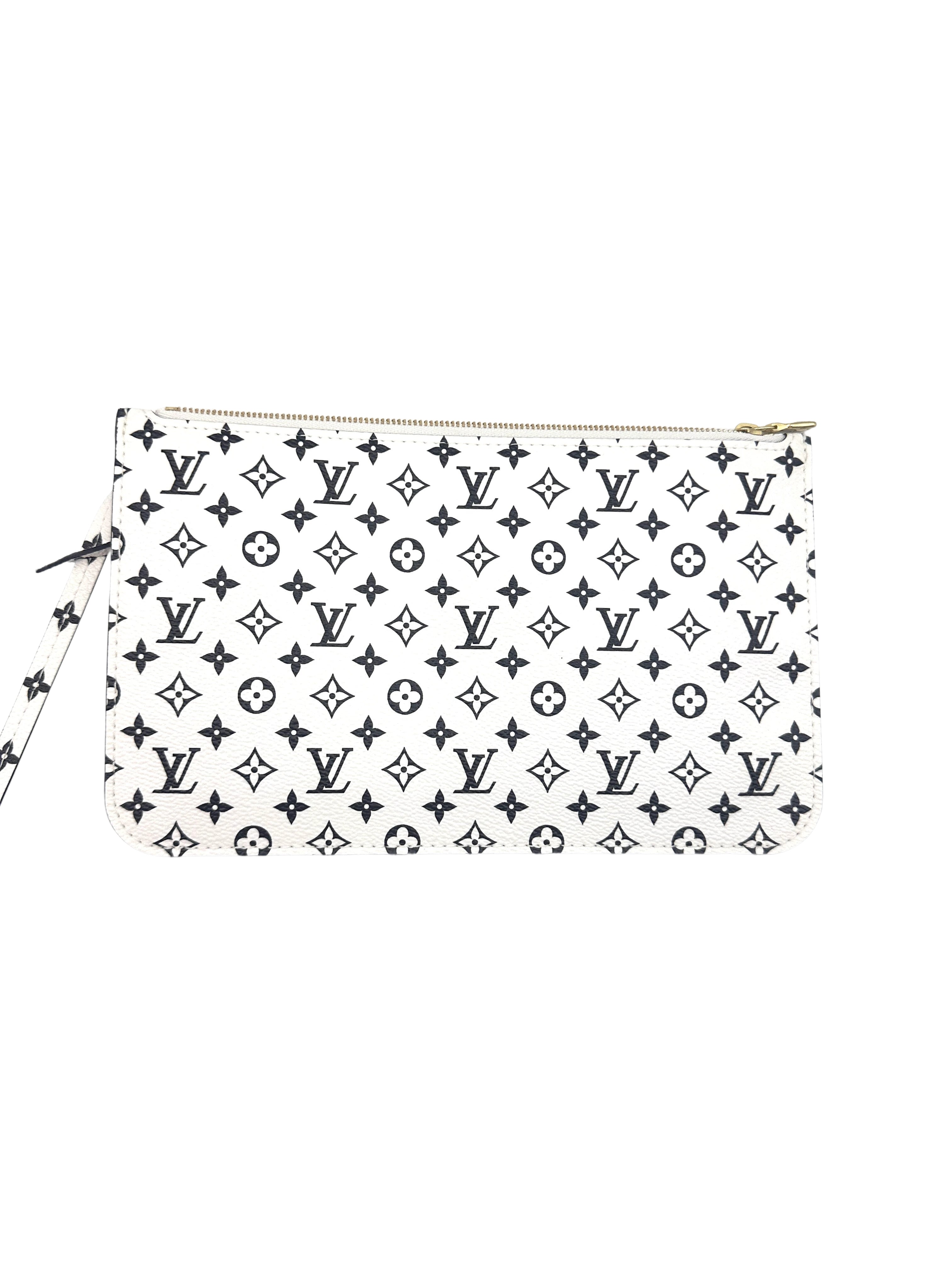 Louis Vuitton Rouge Monogram Giant Neverfull MM Handle Bag With White Pochette LV1761