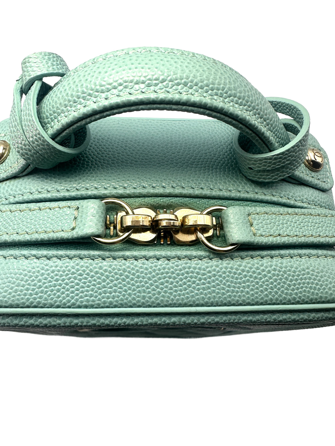Chanel CC Filigree Mint Green Caviar Leather Vertical Vanity Case(29***12) CC1235