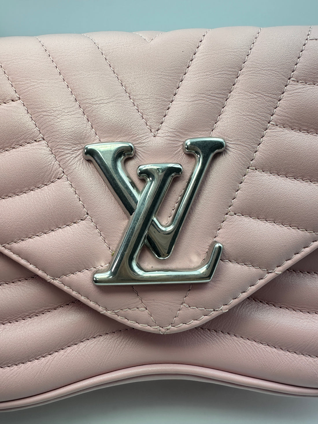 Louis Vuitton New Wave Pink Leather Shoulder Bag With Silver Hardware LV1777