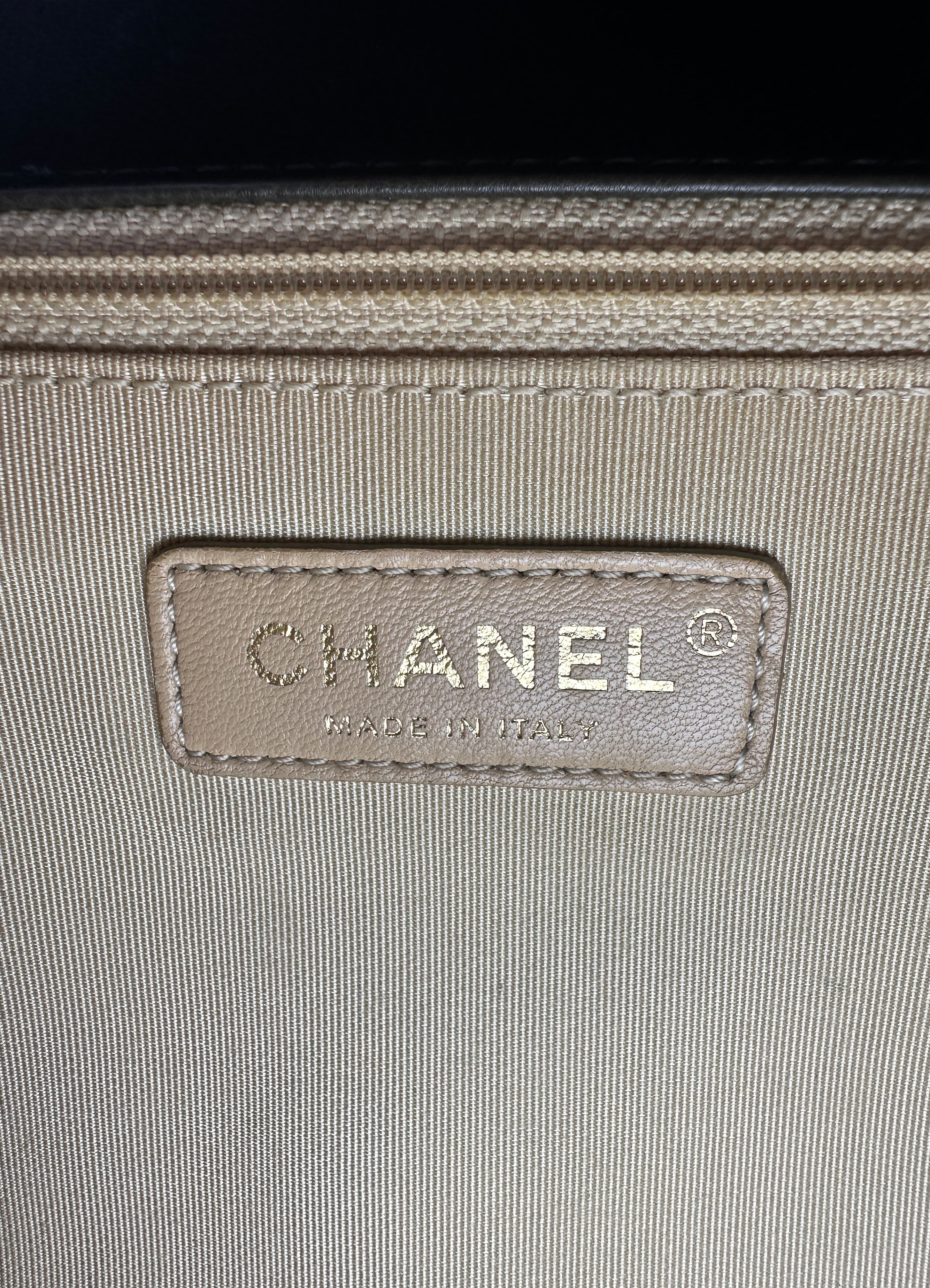 Chanel Label Click Grey Quilted Calfskin Leather Handle Bag(23***92) CC1251