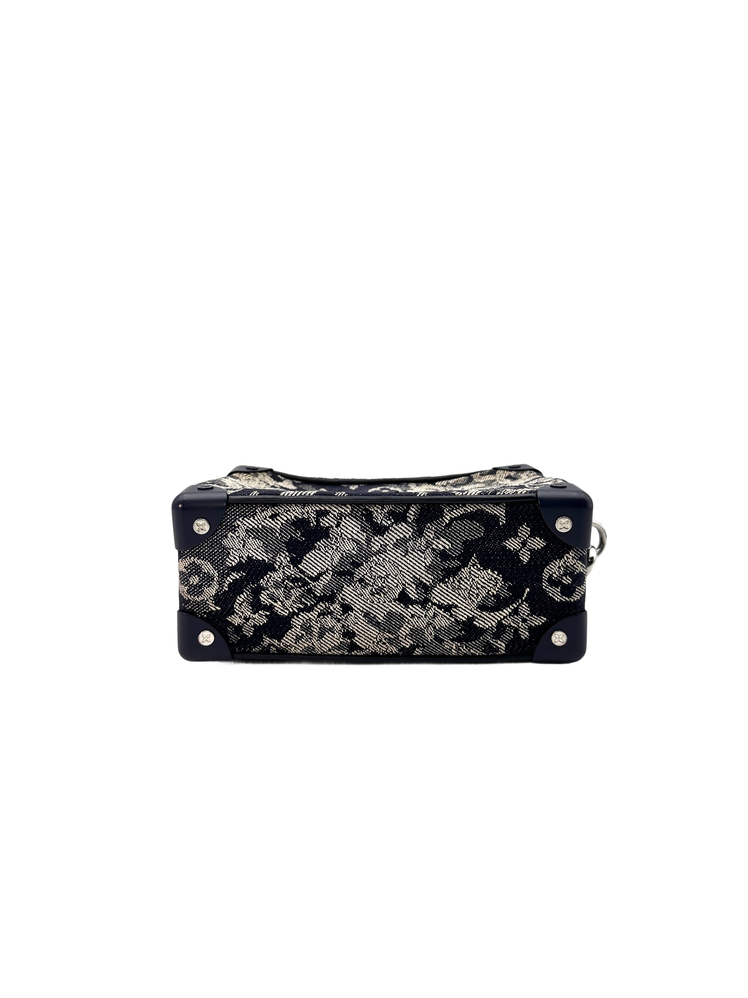 Louis Vuitton Solf Trunk Black Monogram Tapestry Chain Shoulder Bag LV1778