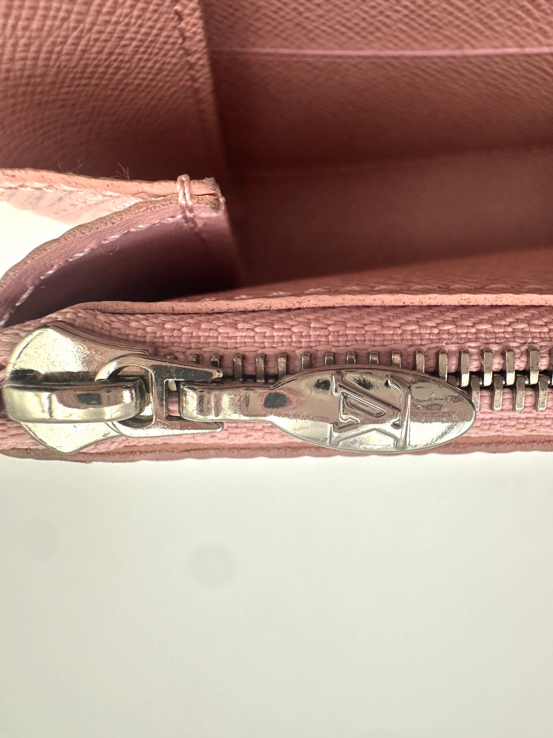 Louis Vuitton Twist Pink Studded Epi Leather Wallet On Chain Bag LV1790
