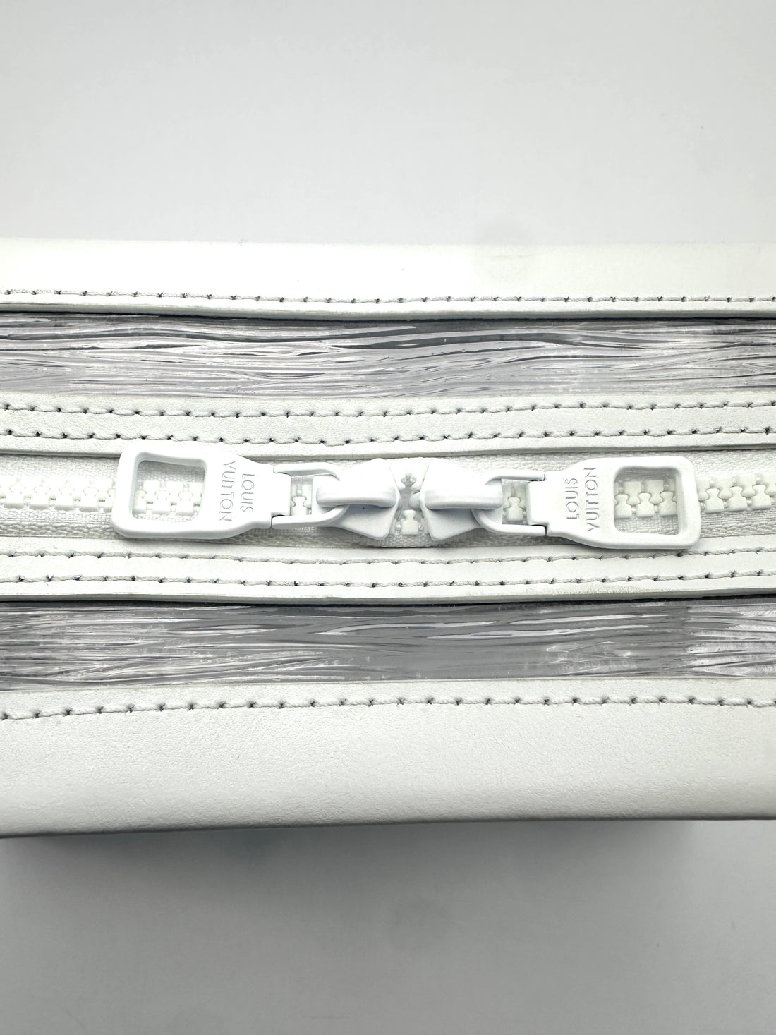 Louis Vuitton White Solf Trunk Epi Plage Crossbody Bag LV1791
